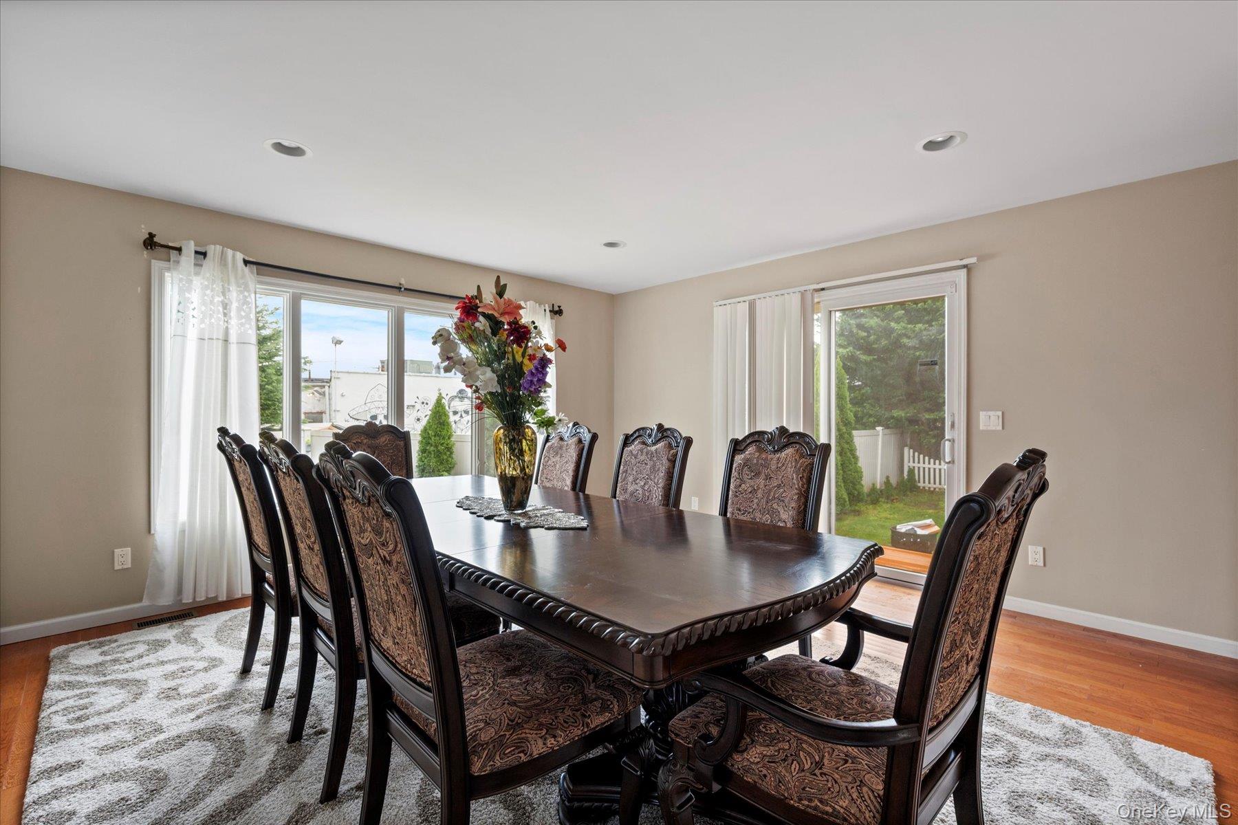 #10 photo, 2261 Willow Street, Wantagh , NY 11793