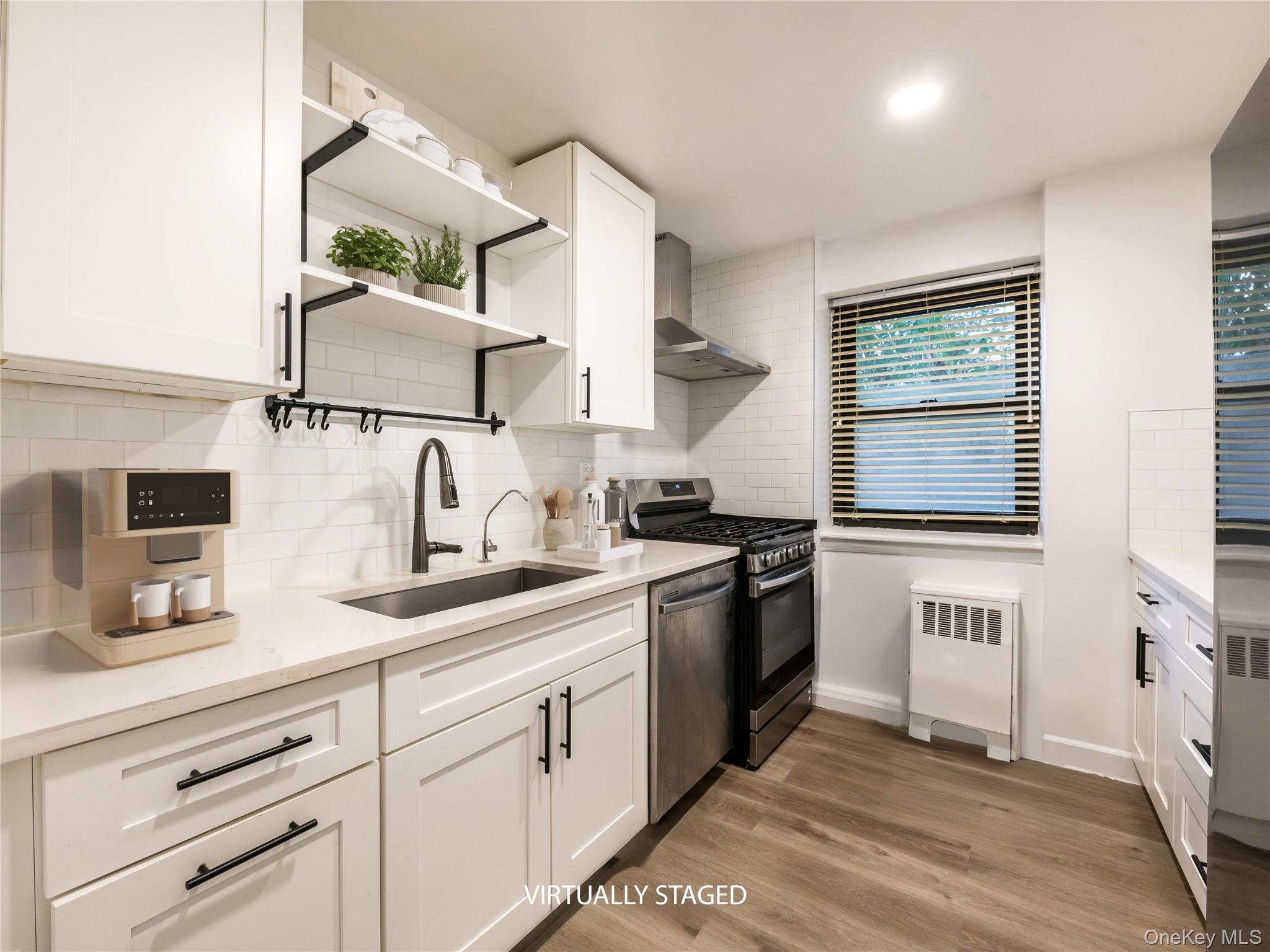 #12 photo, 1 East Mill Drive, Great Neck , NY 11021