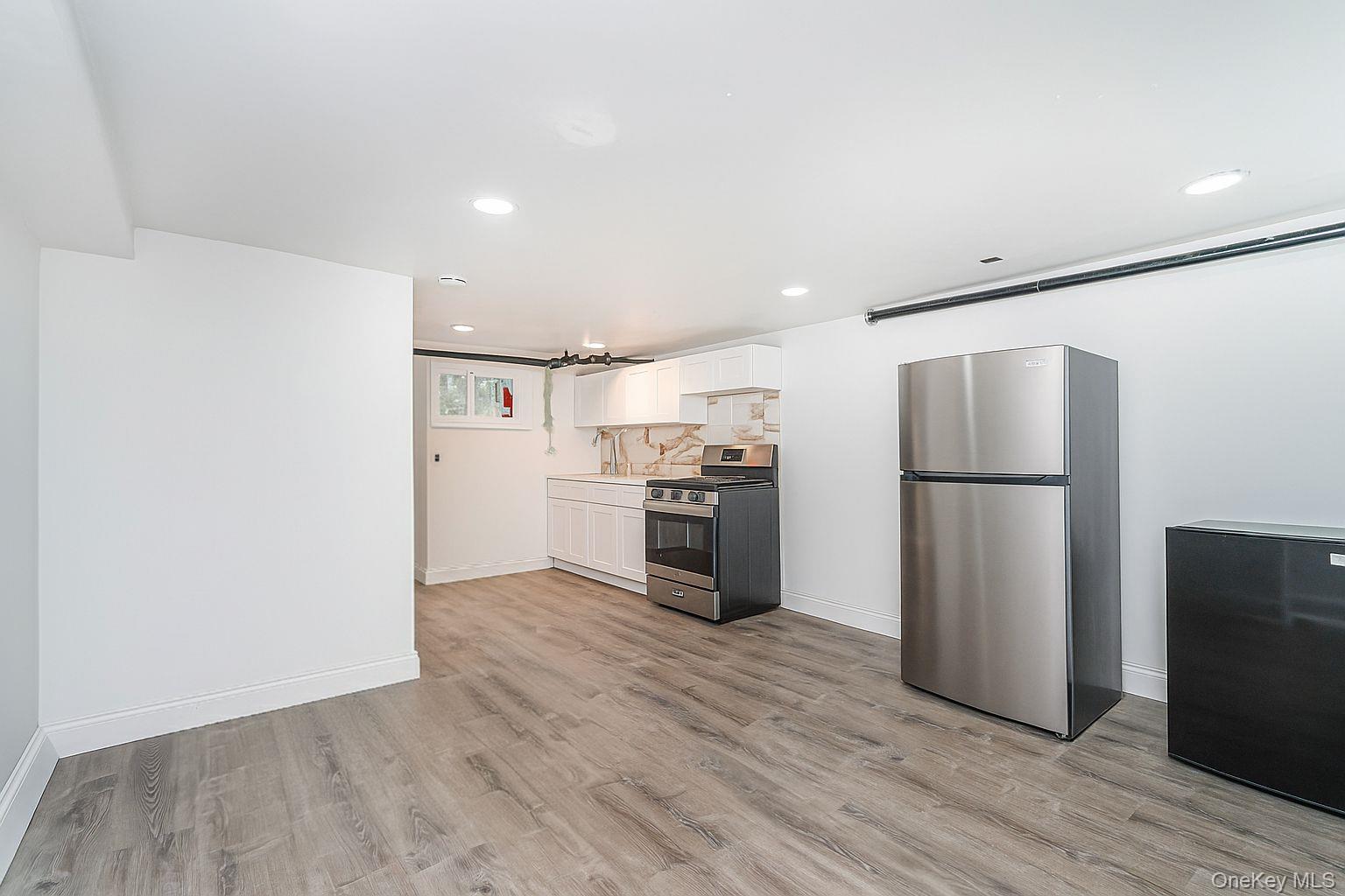 #19 photo, 617 E 52nd Street, Brooklyn , NY 11203