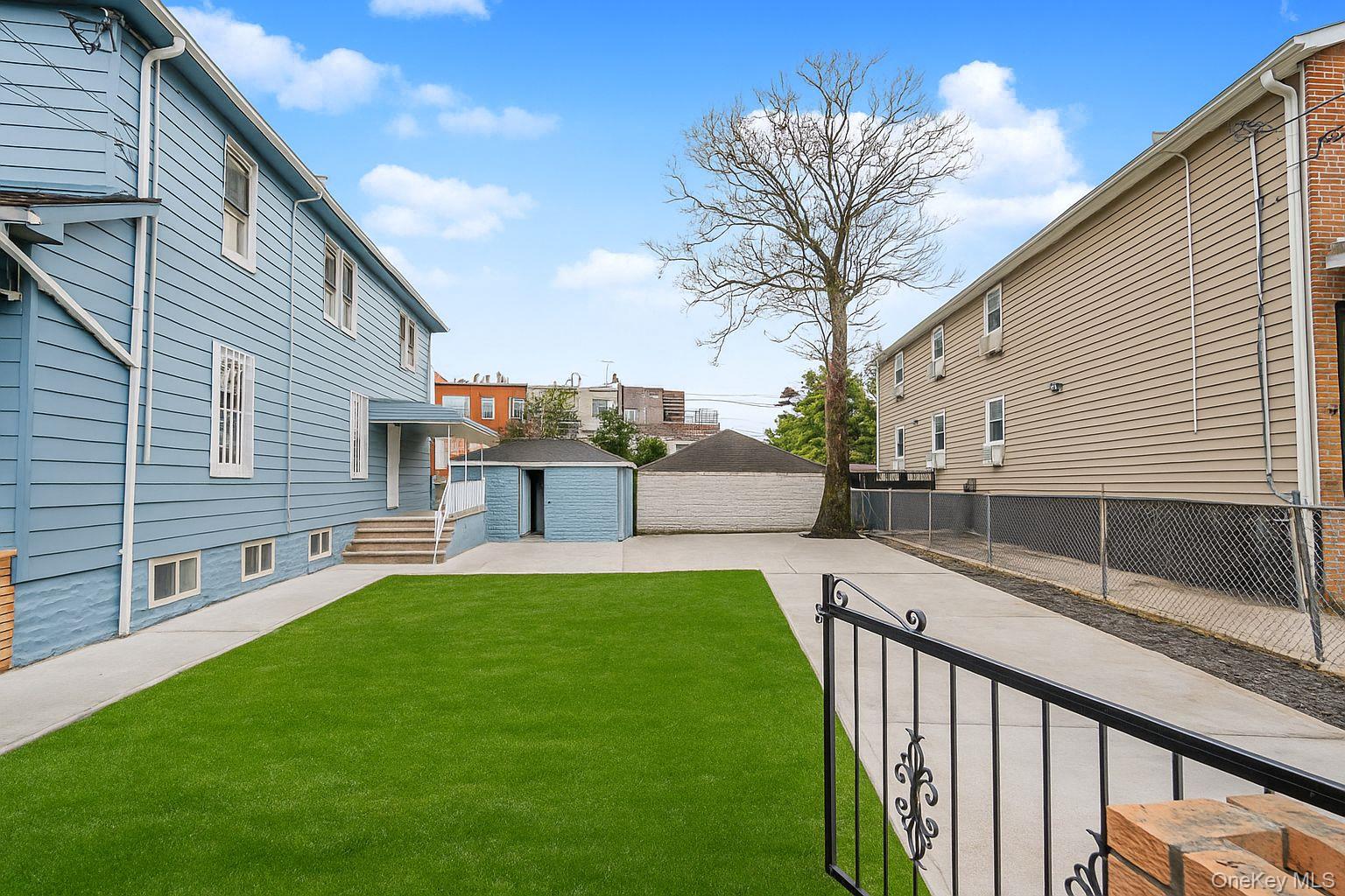 #4 photo, 617 E 52nd Street, Brooklyn , NY 11203