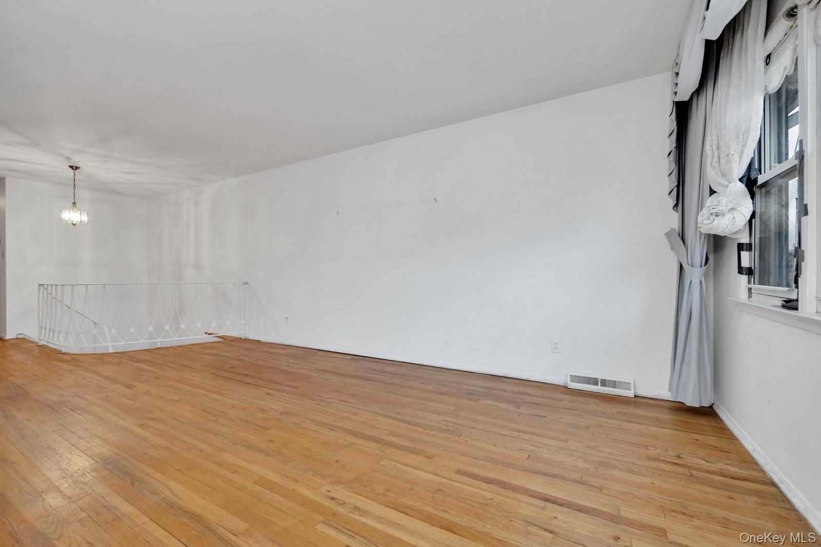 #14 photo, 214-14 23rd Avenue, Bayside , NY 11360