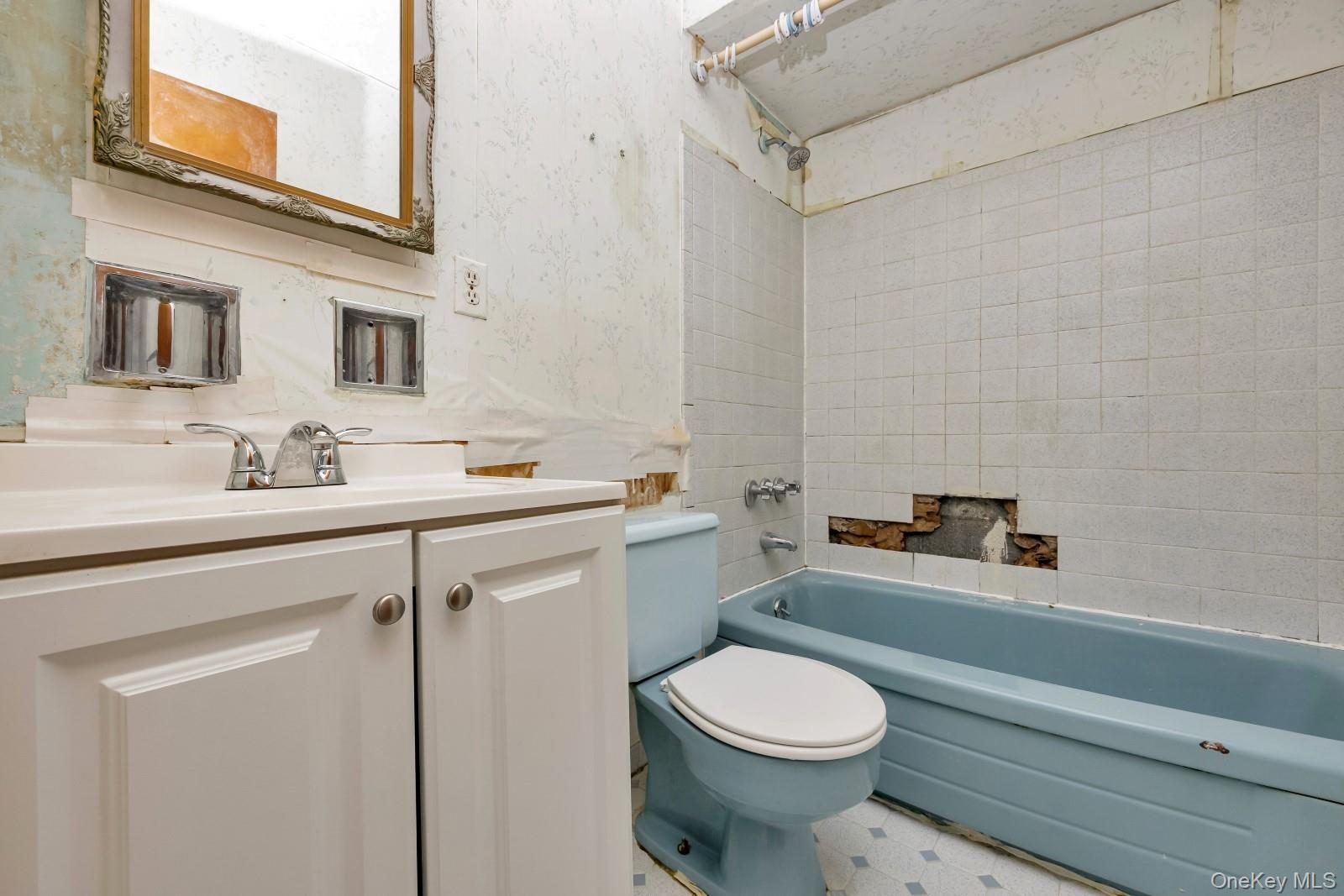 #8 photo, 214-14 23rd Avenue, Bayside , NY 11360