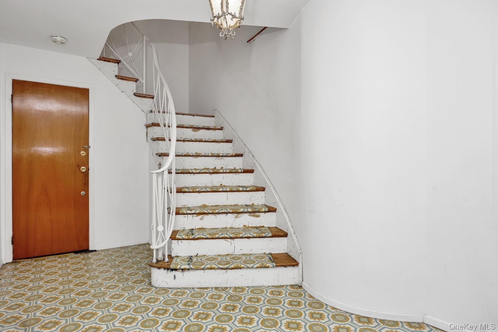 #9 photo, 214-14 23rd Avenue, Bayside , NY 11360