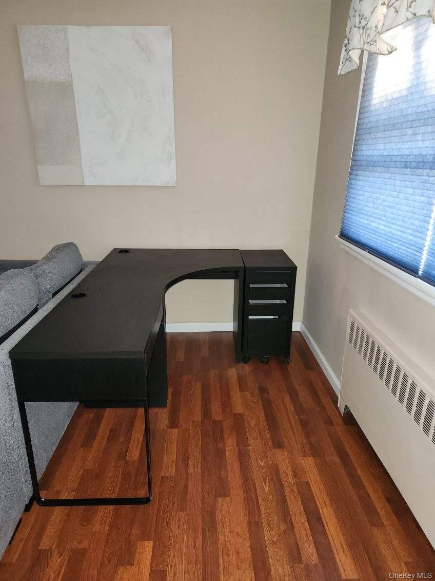 #7 photo, 58-14 251st Street, Little Neck , NY 11362