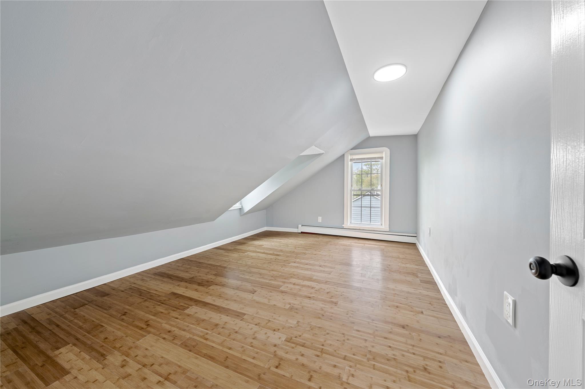 #16 photo, 75 Cypress Drive, サフォーク郡 Mastic Beach , NY 11951