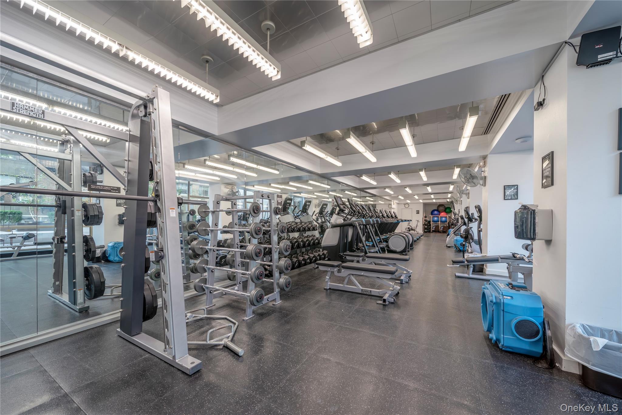 #7 photo, 2373 Broadway, New York (Manhattan) , NY 10024