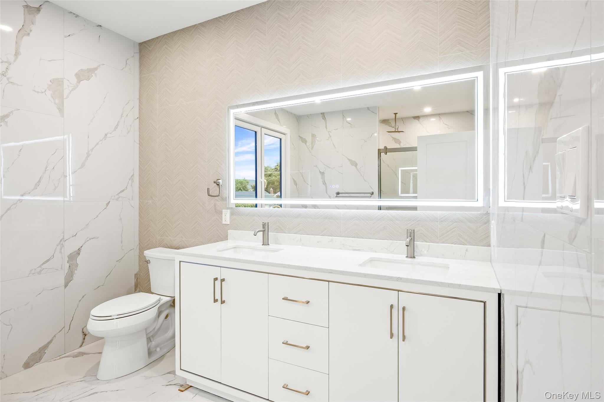 #6 photo, 38 Birch Lane, Levittown , NY 11756