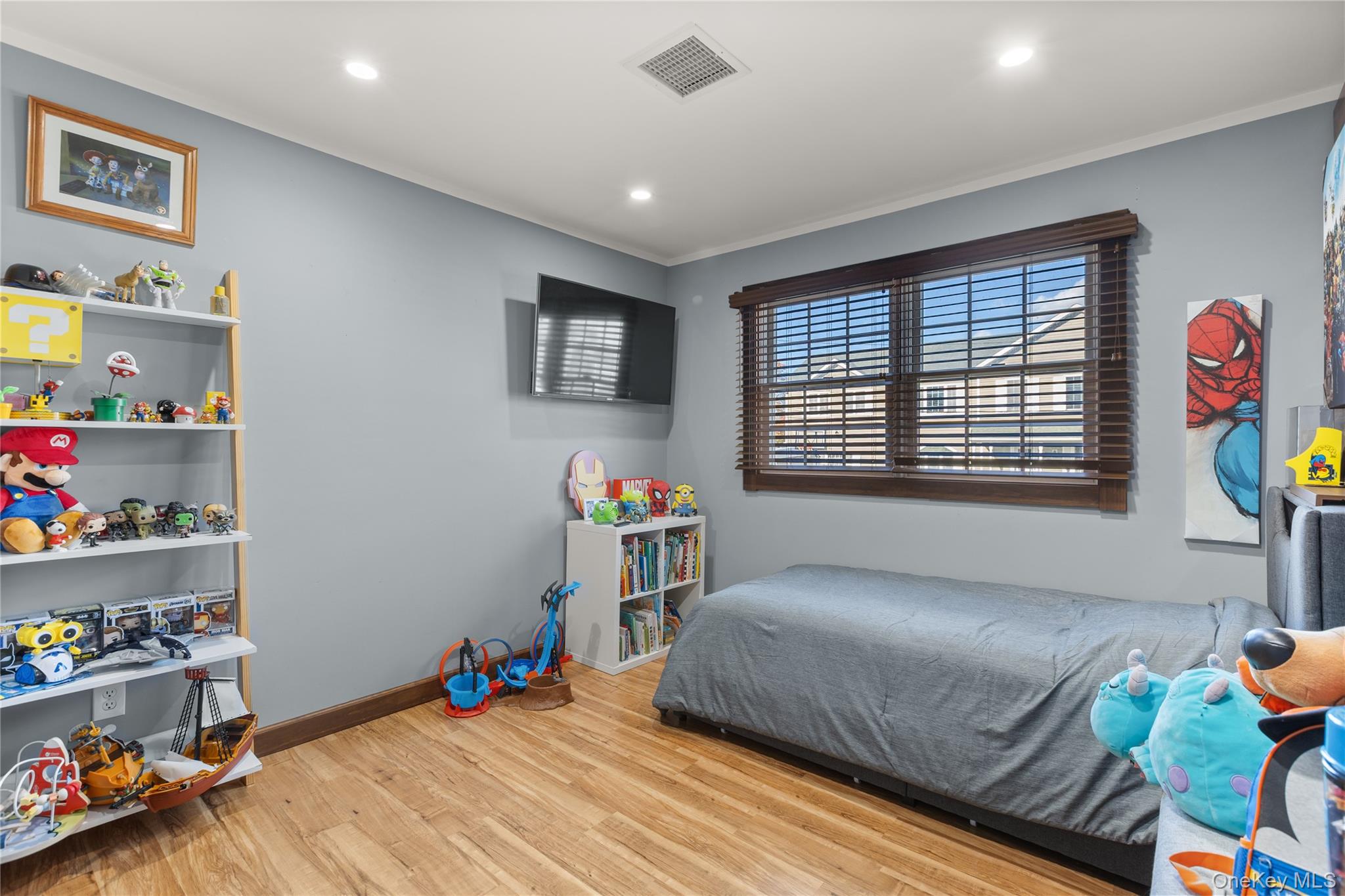 #10 photo, 12 Georgia Road, Amityville , NY 11701