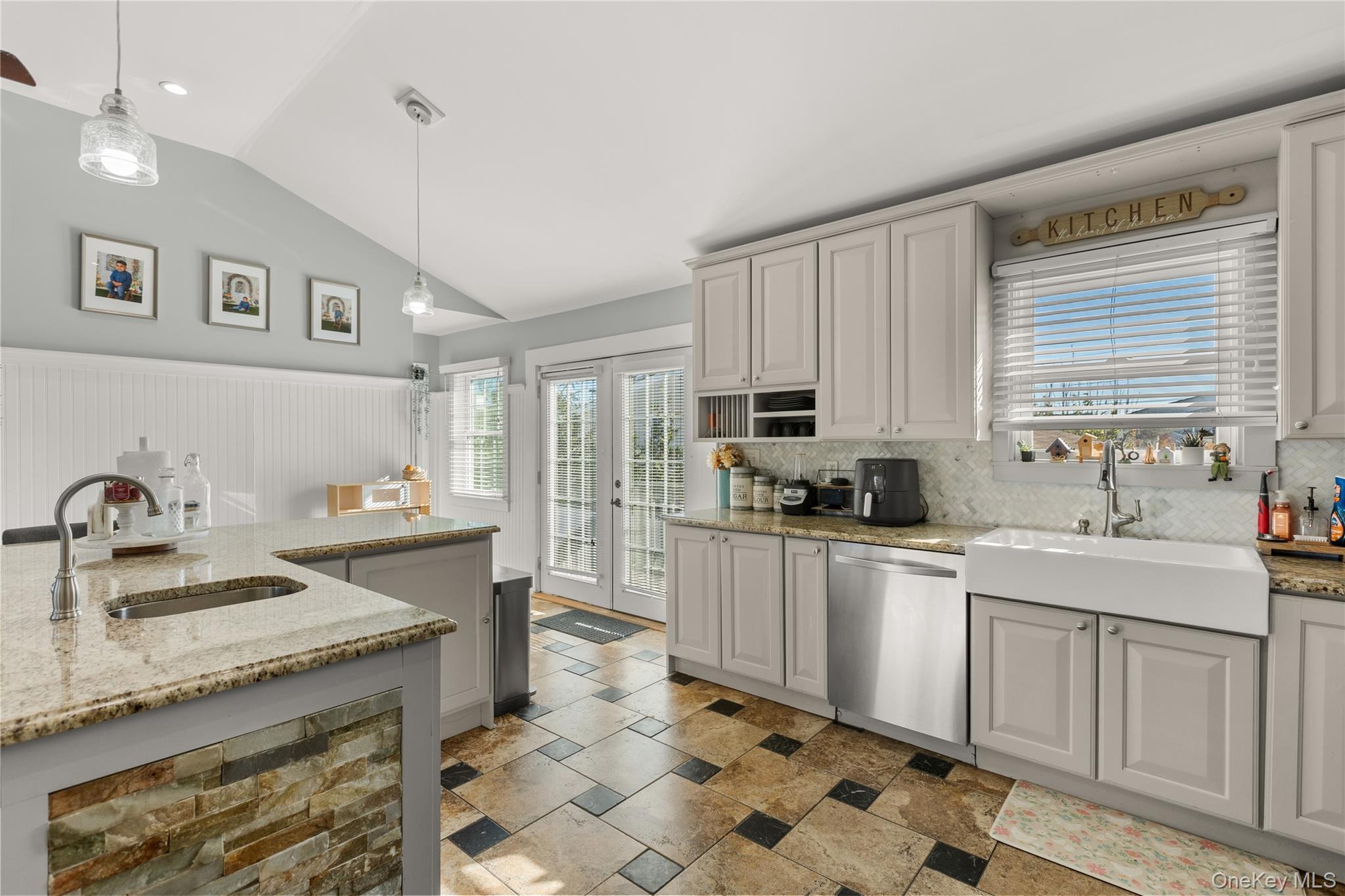 #6 photo, 12 Georgia Road, Amityville , NY 11701