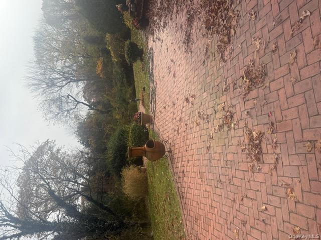 #3 photo, 18 Beaverhill Lane, Huntington , NY 11743