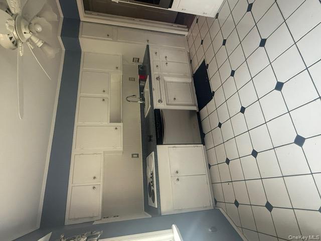 #5 photo, 18 Beaverhill Lane, Huntington , NY 11743