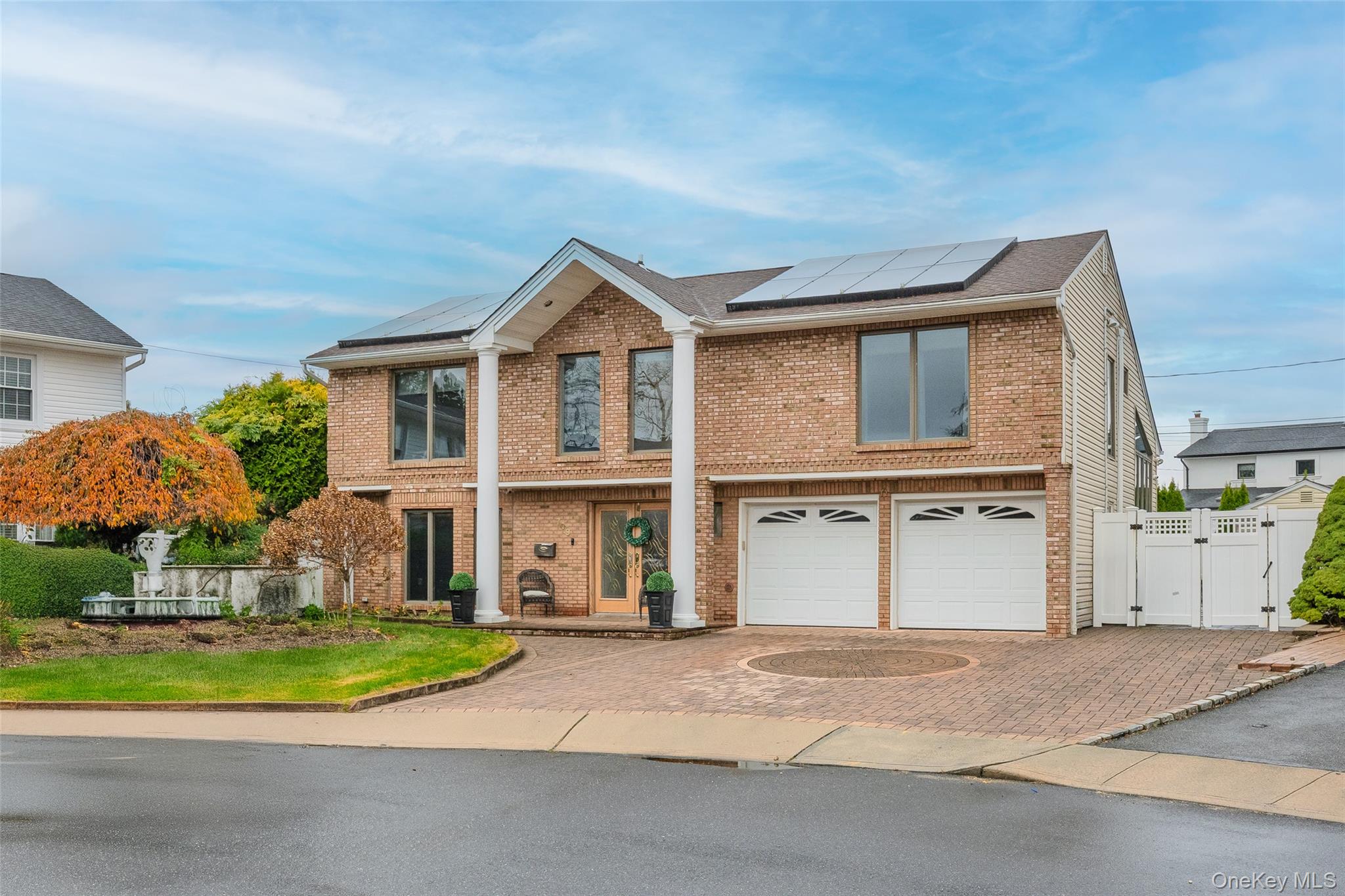 #2 photo, 709 Demott Court, Westbury , NY 11590