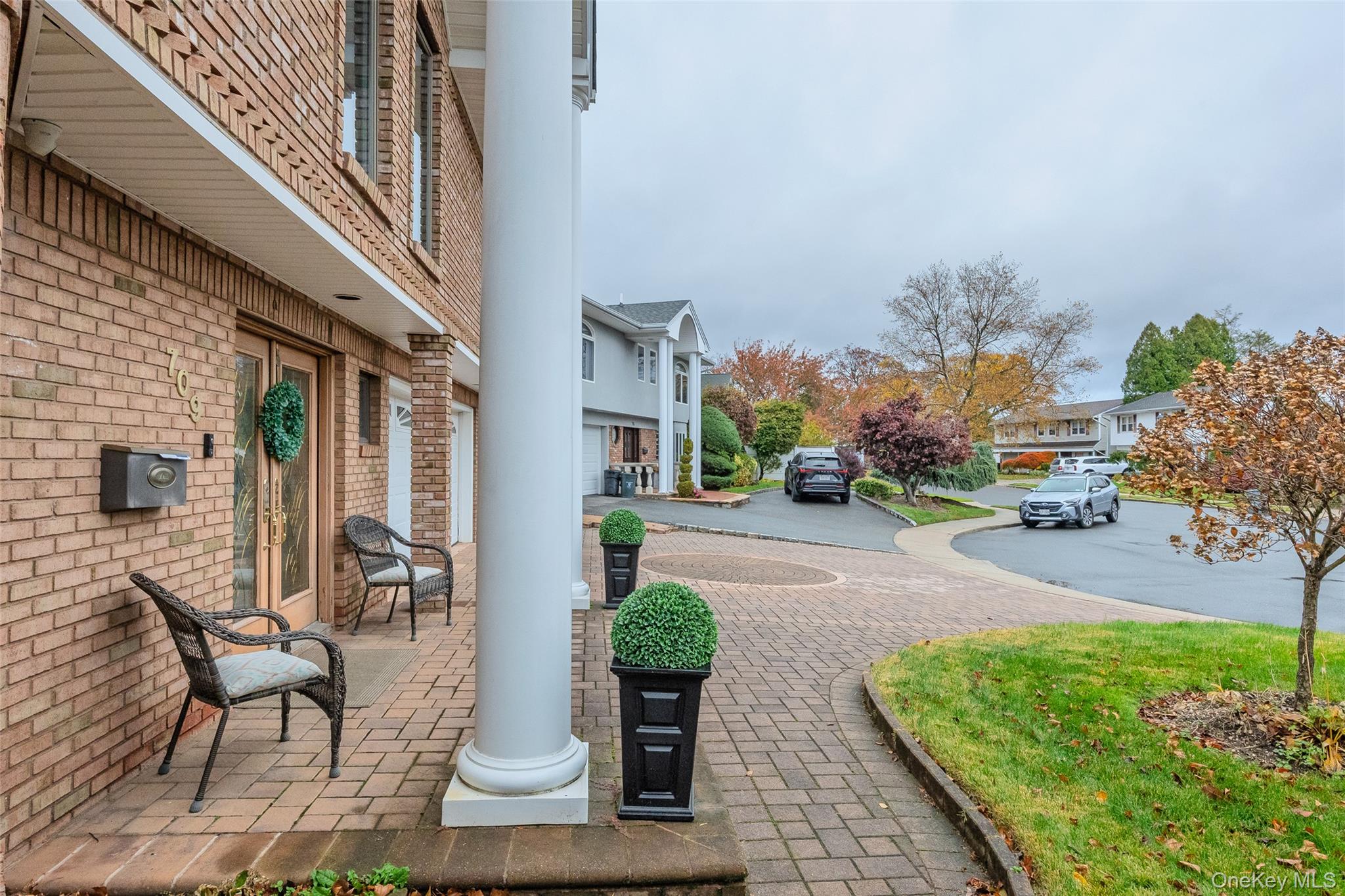 #3 photo, 709 Demott Court, Westbury , NY 11590