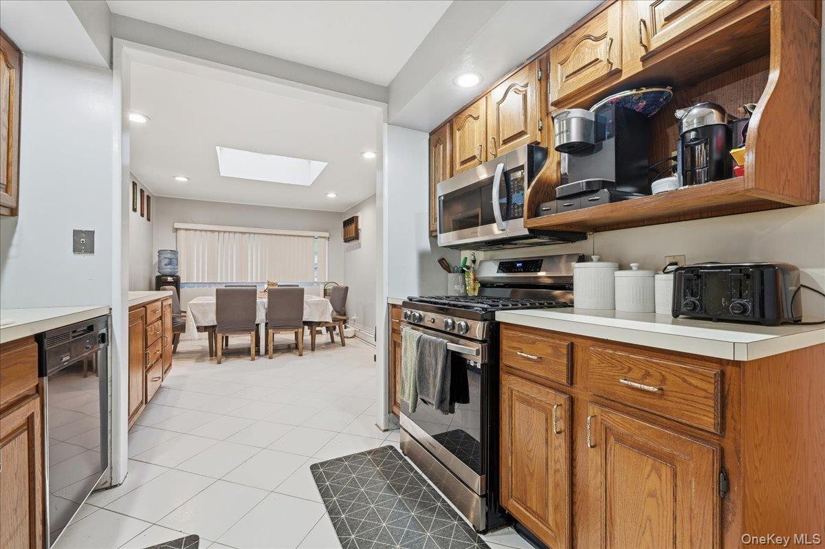 #10 photo, 120 Bruce Terrace, Carle Place , NY 11501