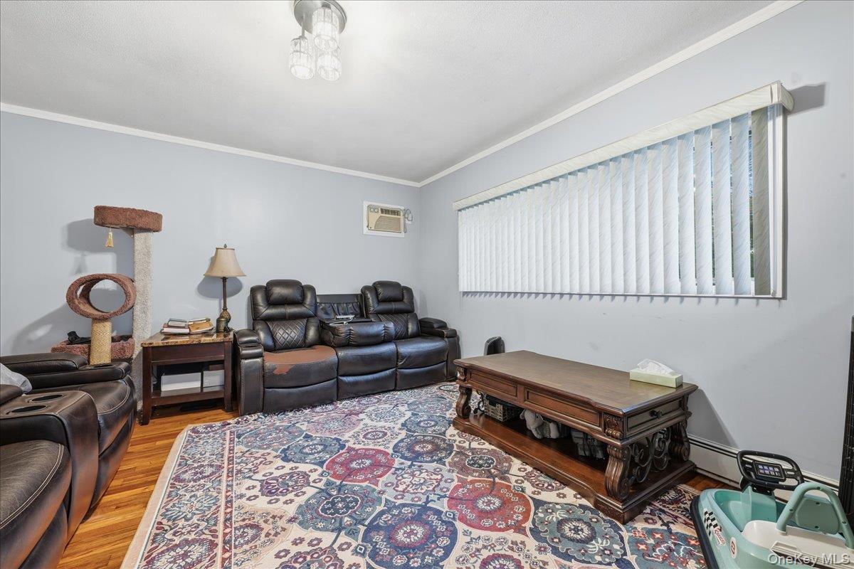 #12 photo, 120 Bruce Terrace, Carle Place , NY 11501