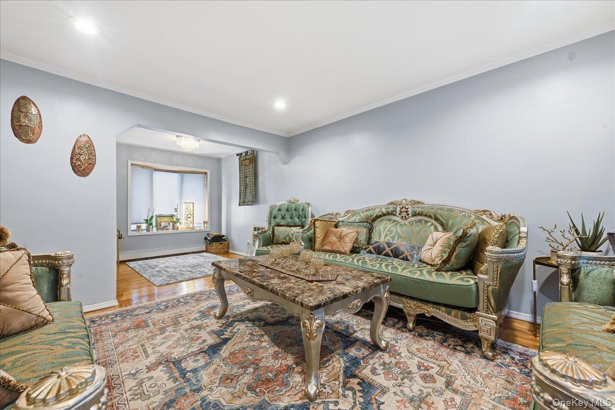 #4 photo, 120 Bruce Terrace, Carle Place , NY 11501