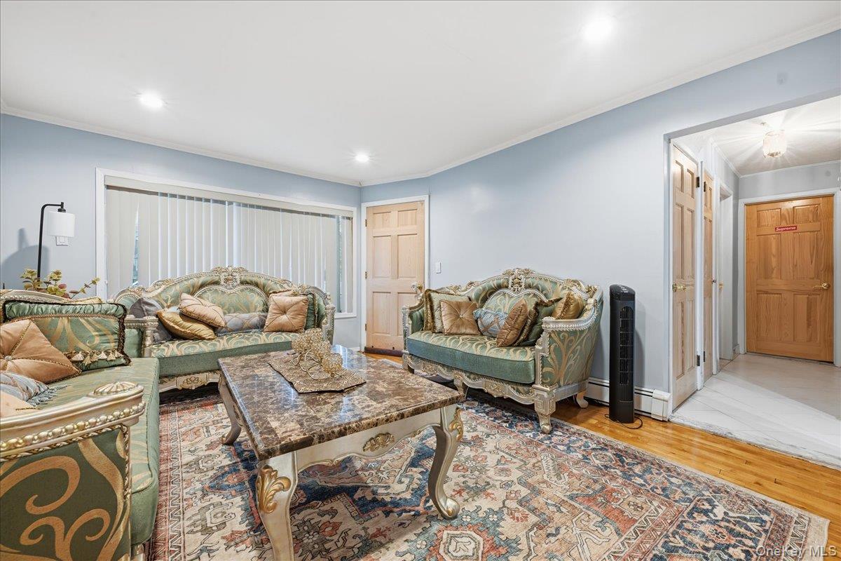 #6 photo, 120 Bruce Terrace, Carle Place , NY 11501