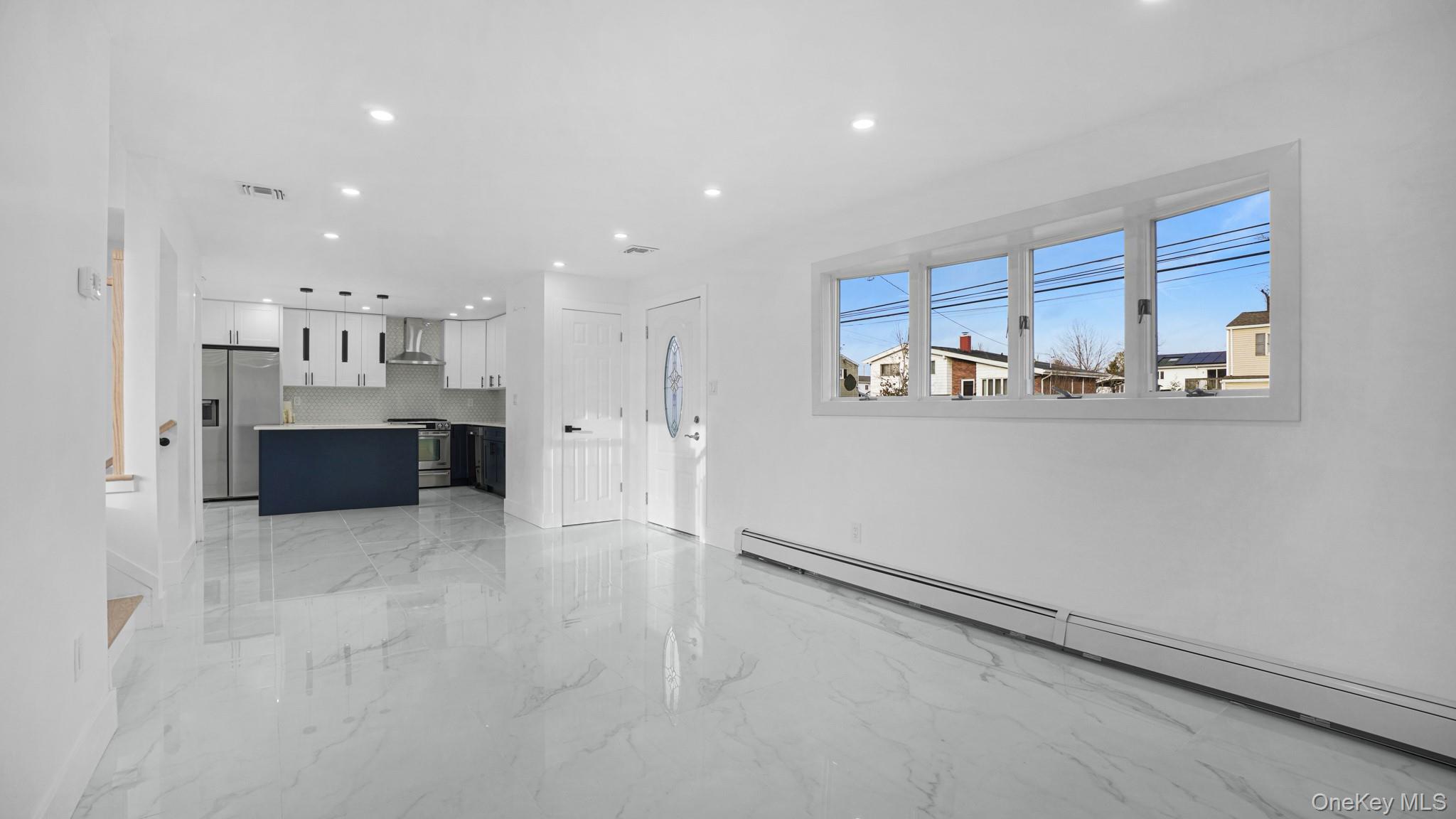 #11 photo, 300 W 21st Street, Deer Park , NY 11729