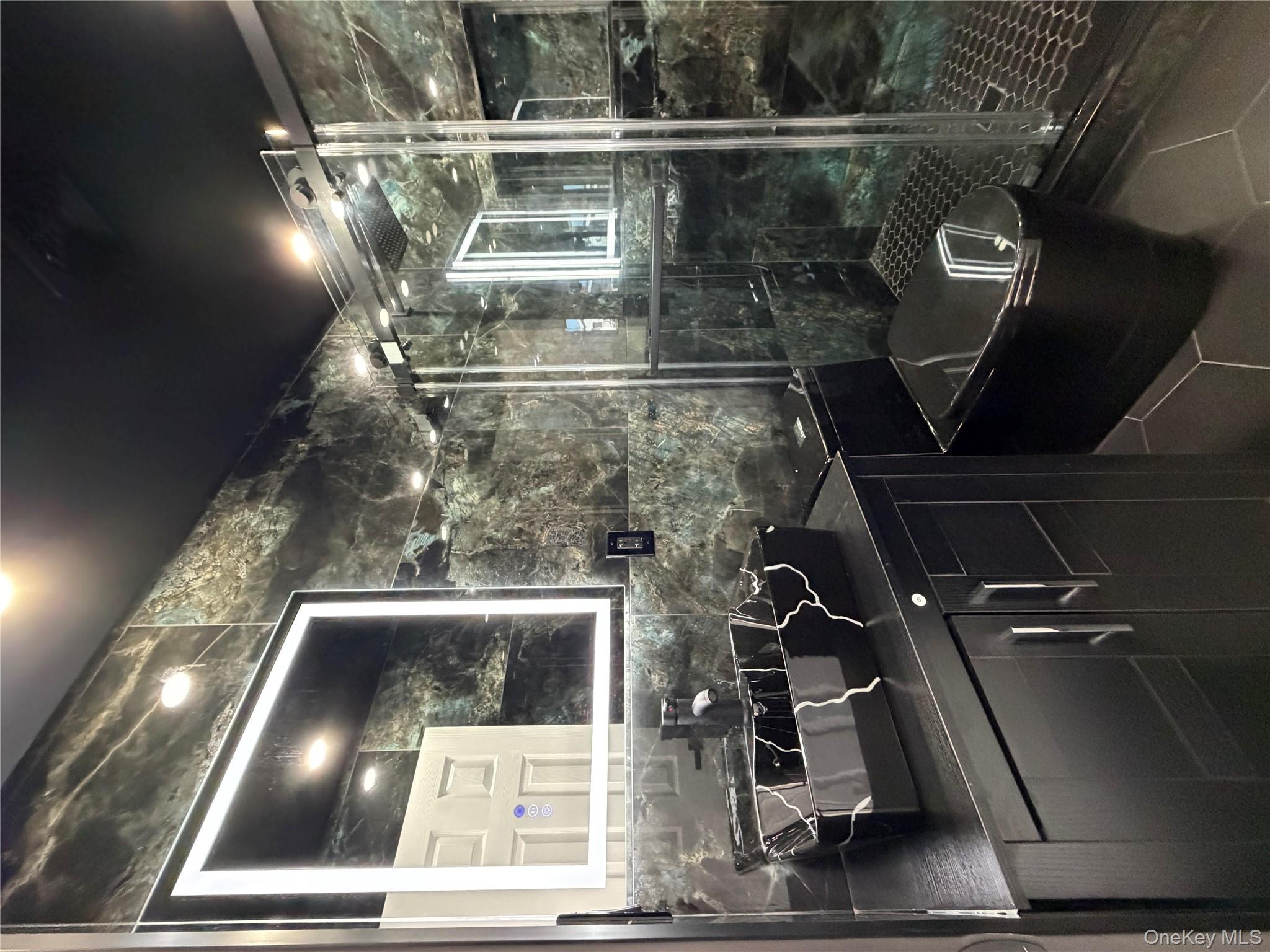 #15 photo, 300 W 21st Street, Deer Park , NY 11729