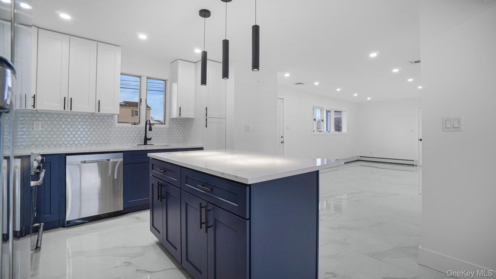 #6 photo, 300 W 21st Street, Deer Park , NY 11729