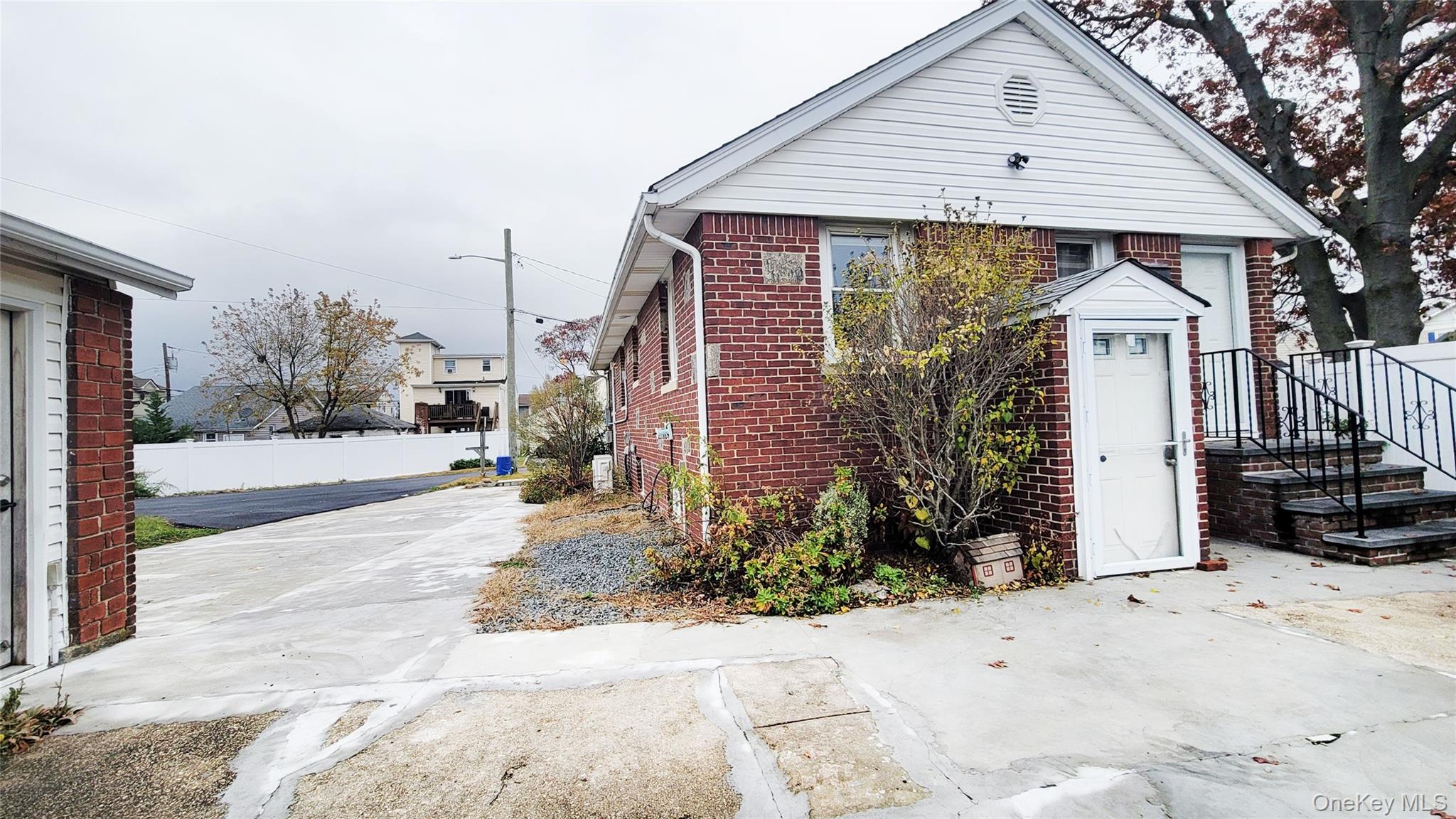 #16 photo, 469 River Street, Oceanside , NY 11572