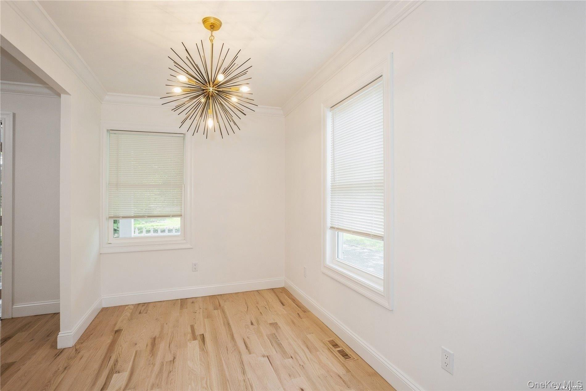 #9 photo, 1075 Waverly Avenue, サフォーク郡 Holtsville , NY 11742