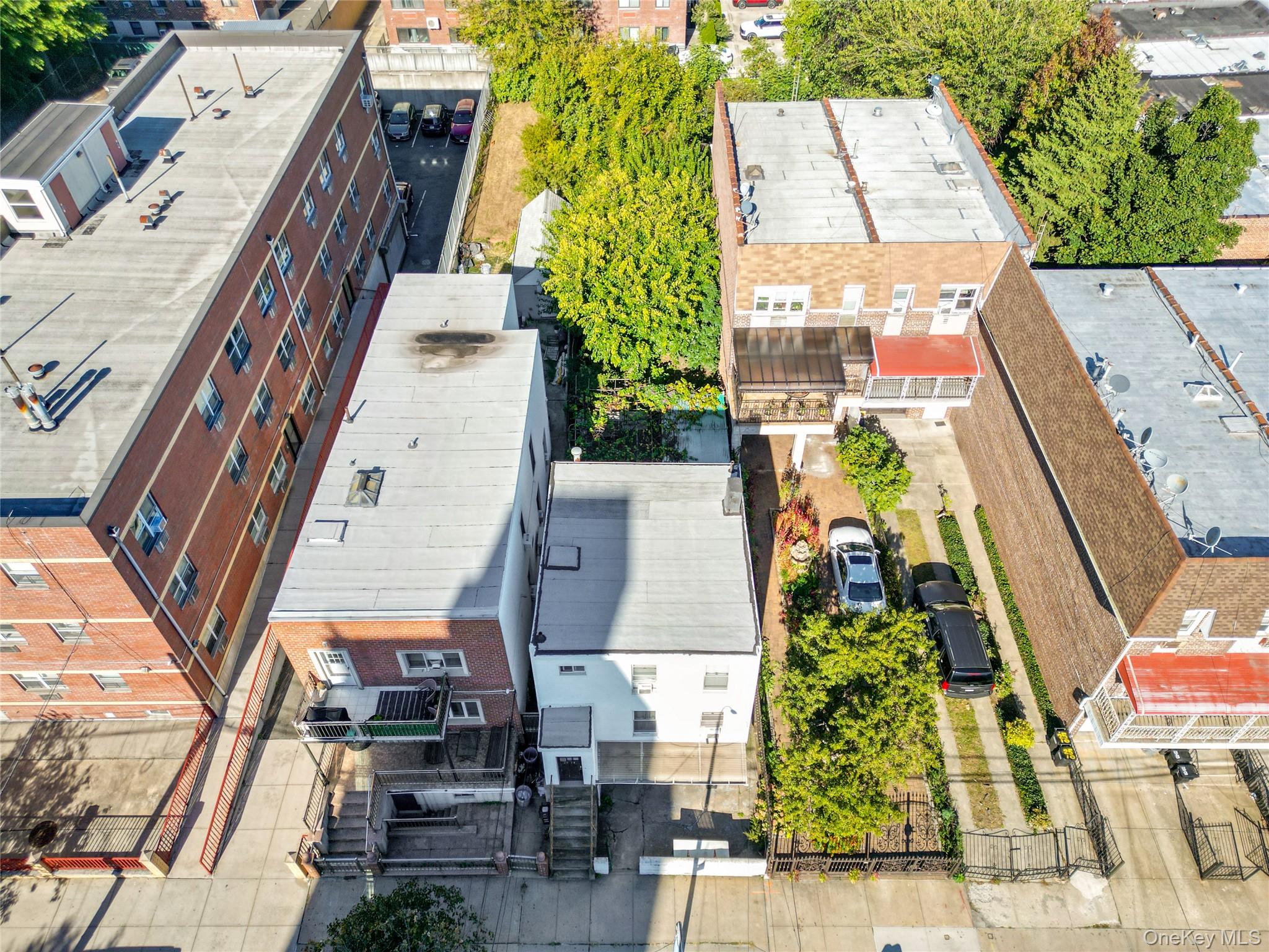 #15 photo, 25-14 Crescent Street, Astoria , NY 11102