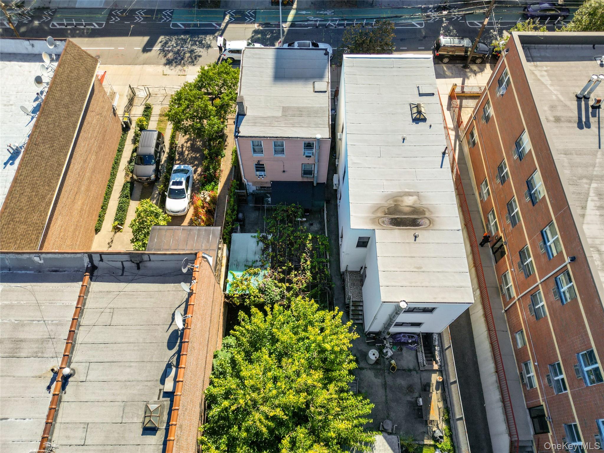 #18 photo, 25-14 Crescent Street, Astoria , NY 11102