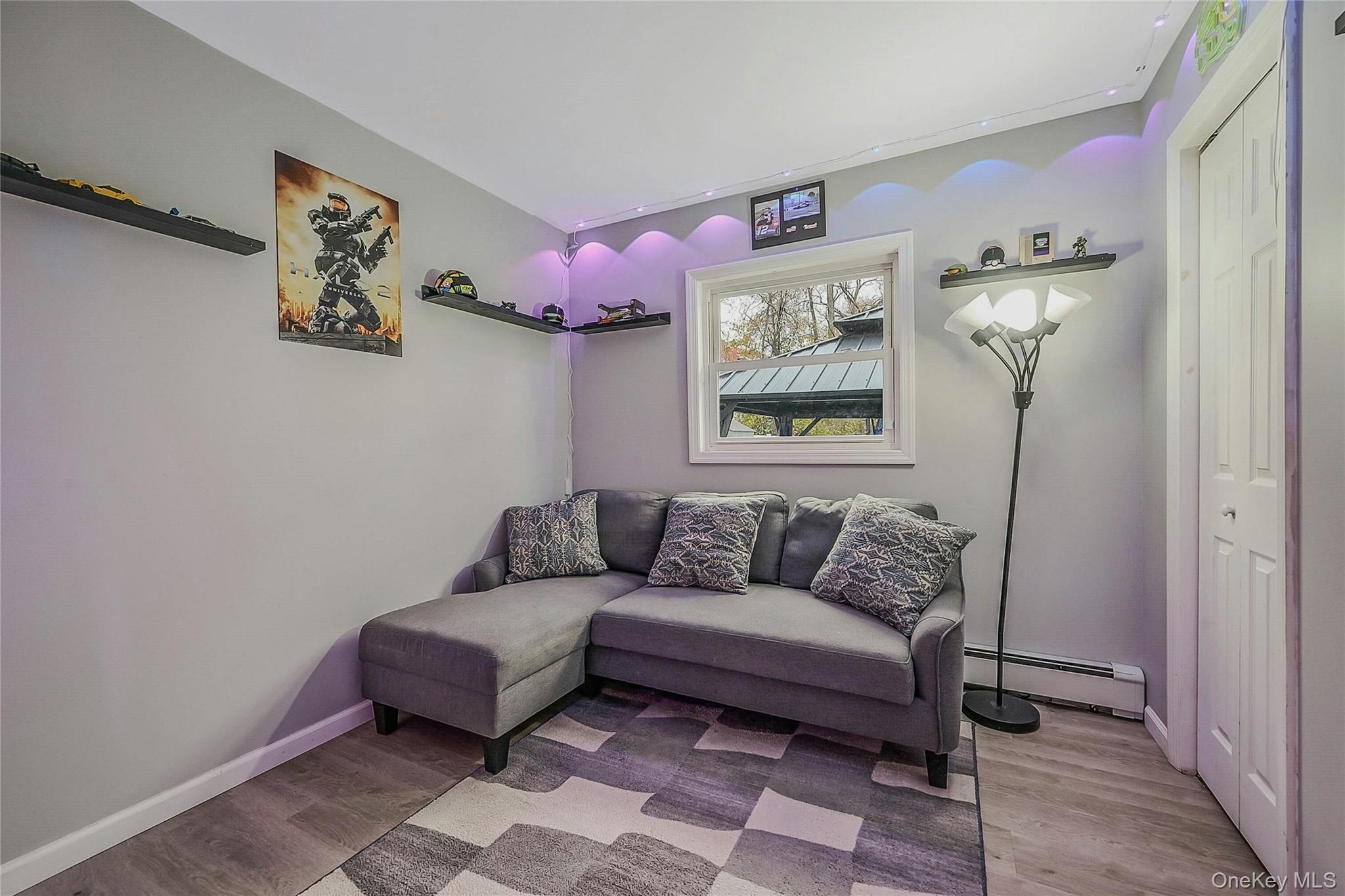 #15 photo, 425 Blue Point Road, サフォーク郡 Farmingville , NY 11738