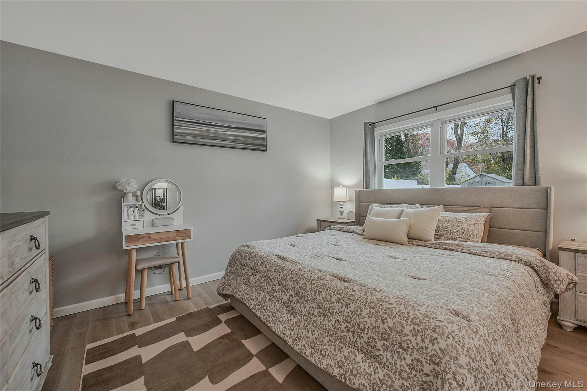 #17 photo, 425 Blue Point Road, サフォーク郡 Farmingville , NY 11738