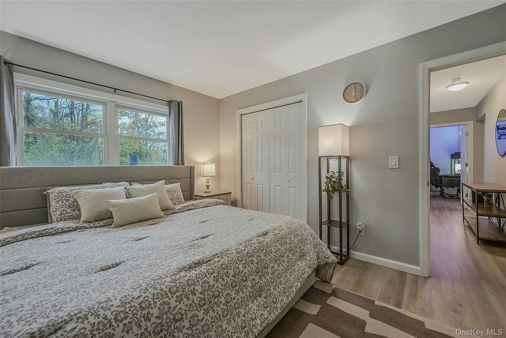 #18 photo, 425 Blue Point Road, サフォーク郡 Farmingville , NY 11738