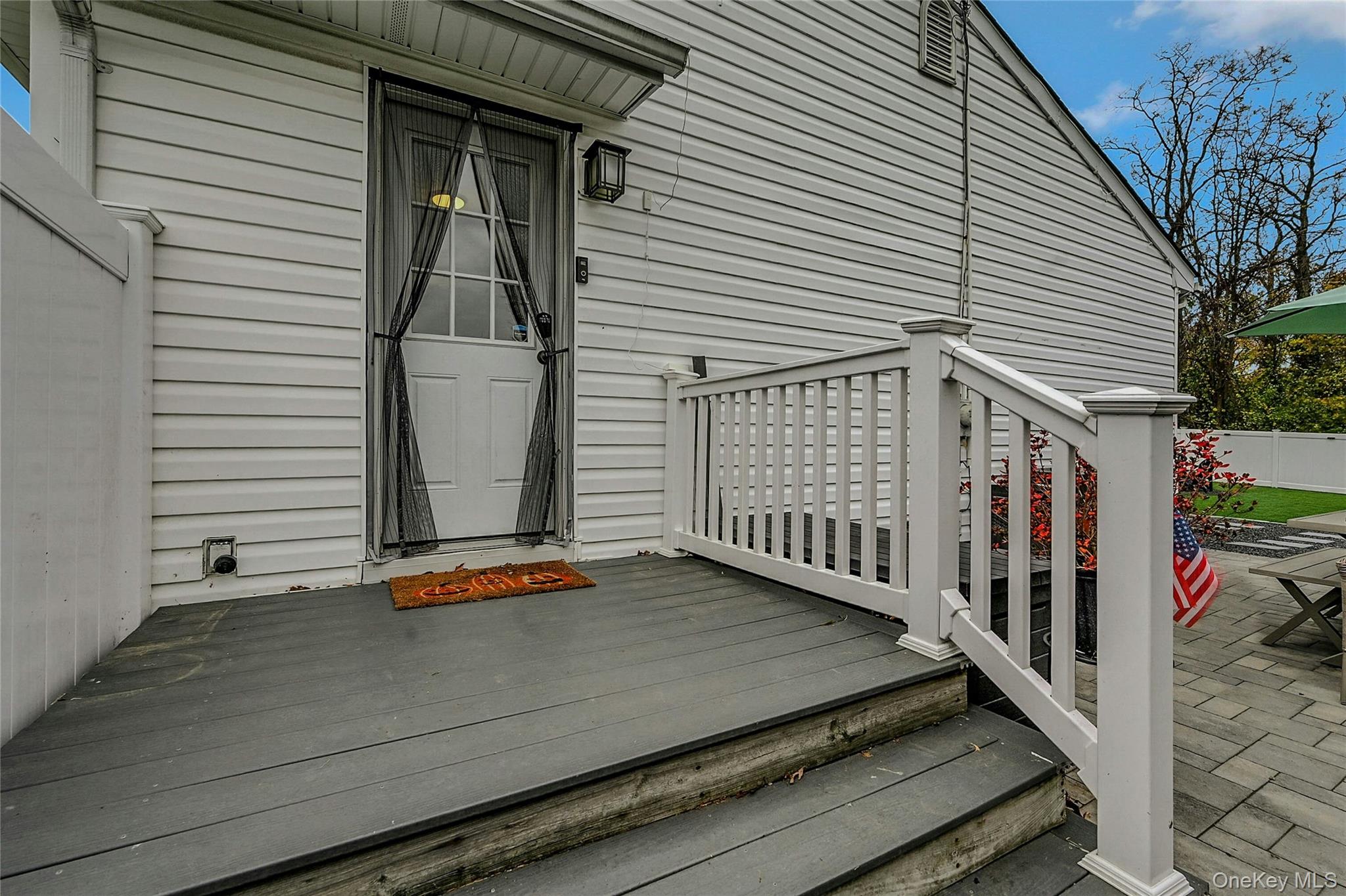 #20 photo, 425 Blue Point Road, サフォーク郡 Farmingville , NY 11738