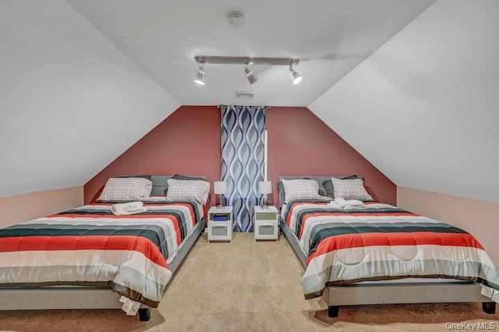 #16 photo, 73 Mountain Road, Bloomingburg , NY 12721