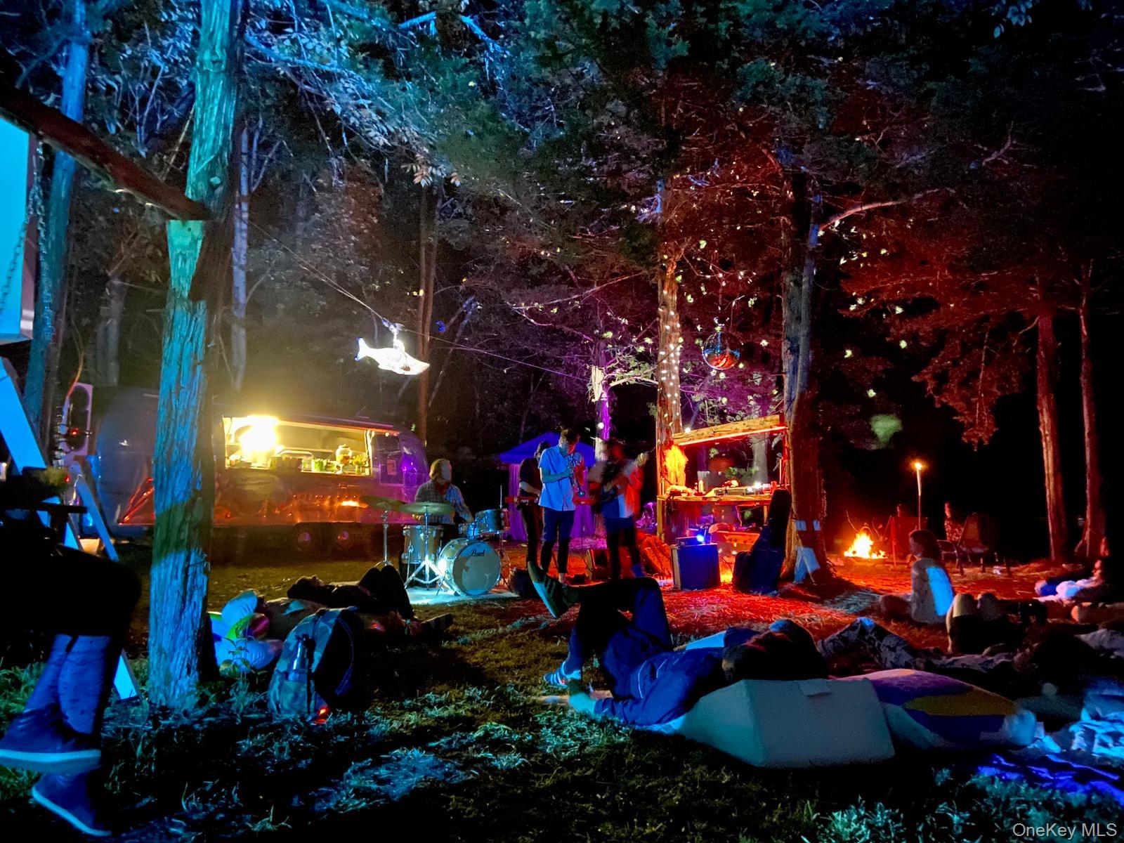 #17 photo, 789 Salisbury Turnpike, Red Hook , NY 12571