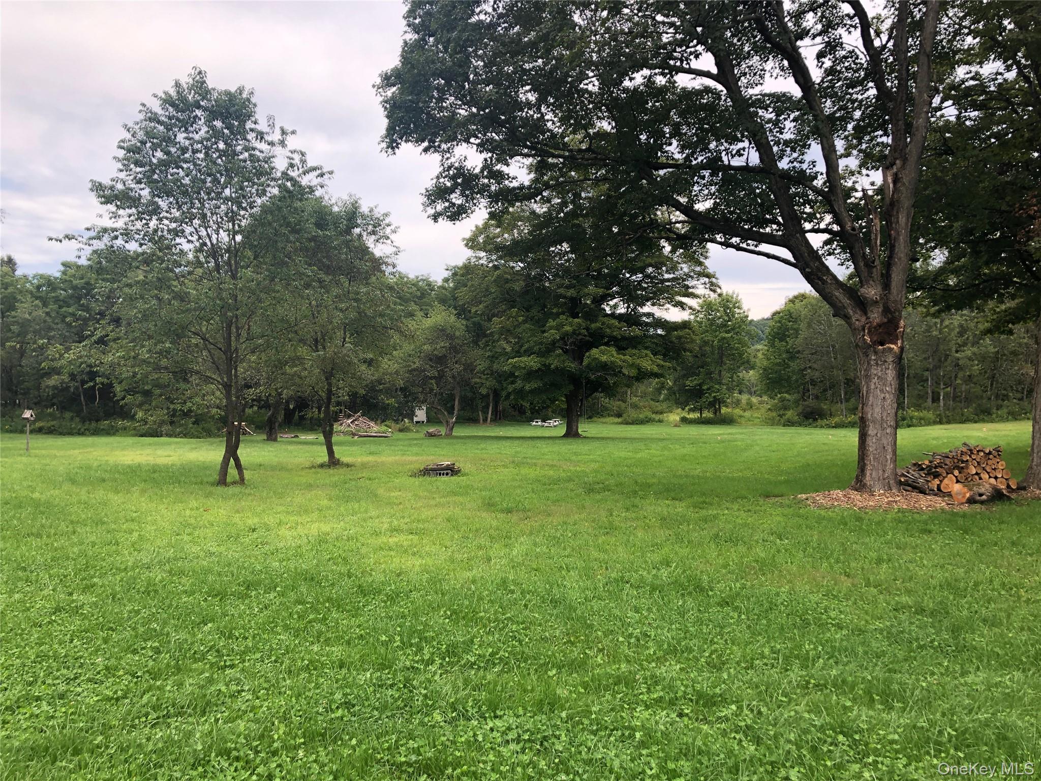 #18 photo, 789 Salisbury Turnpike, Red Hook , NY 12571