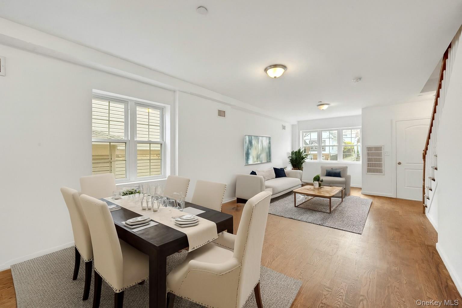 #10 photo, 820 Hollywood Avenue, Bronx , NY 10465