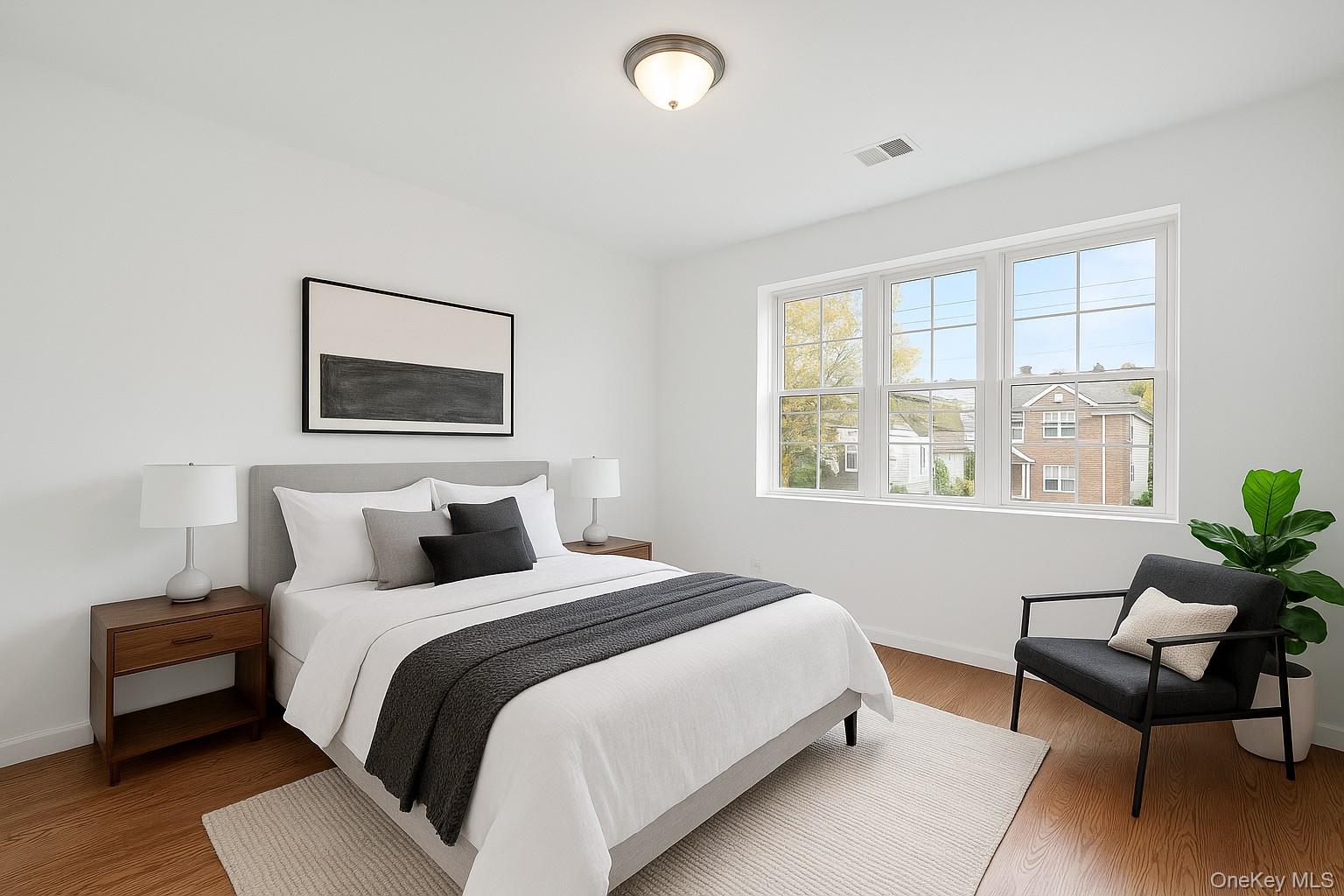 #19 photo, 820 Hollywood Avenue, Bronx , NY 10465