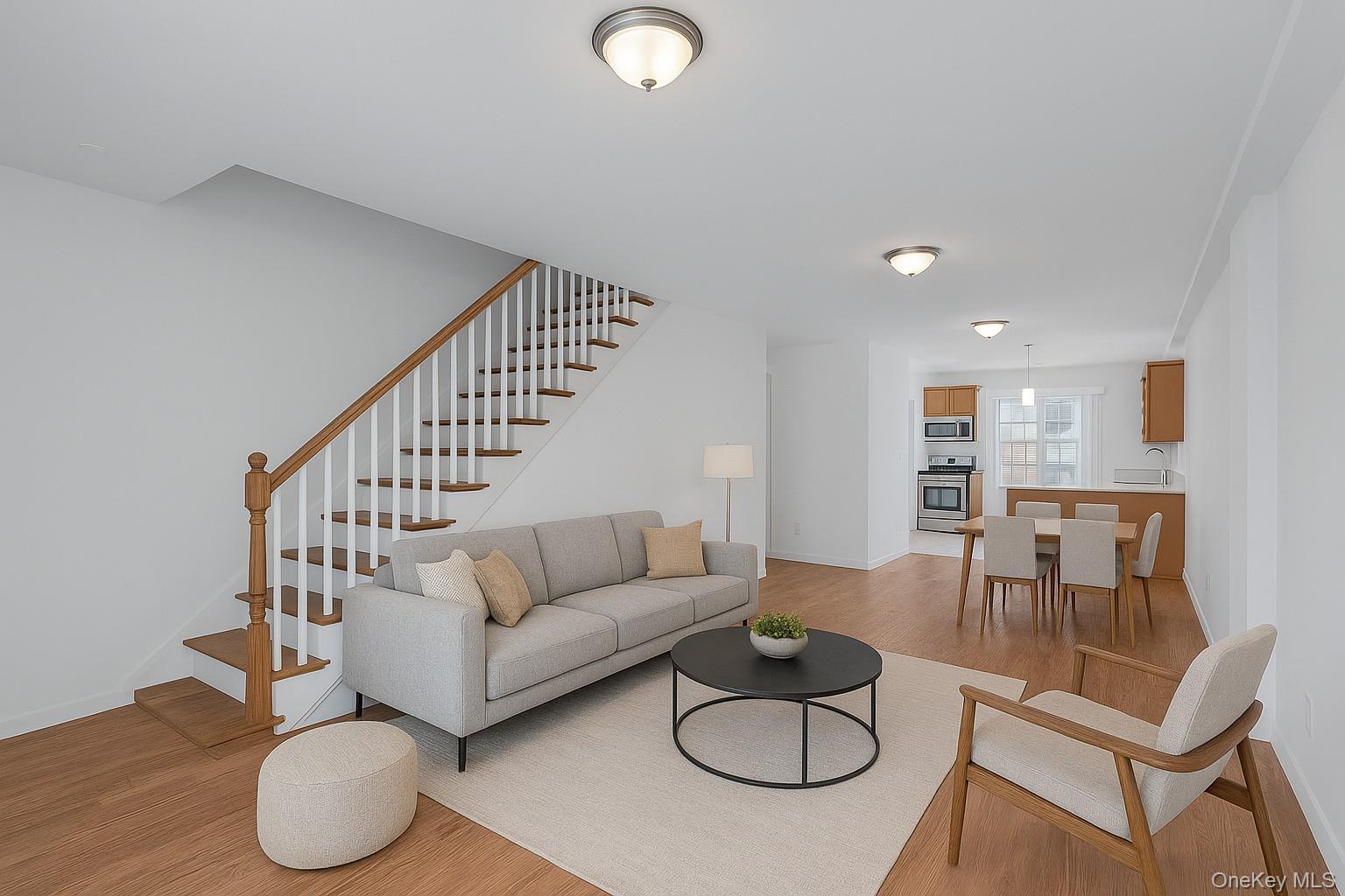 #5 photo, 822 Hollywood Avenue, Bronx , NY 10465