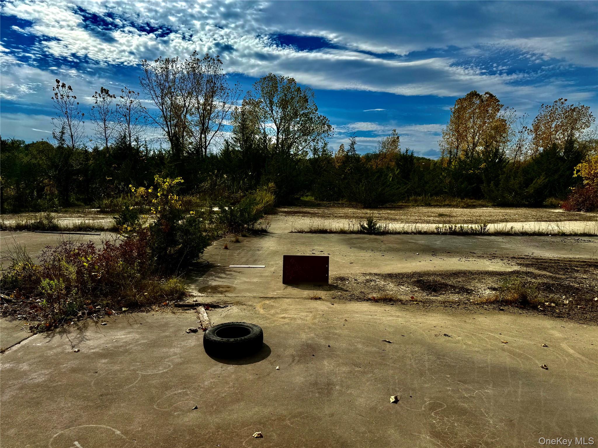 #2 photo, 2 Merle Avenue, Hudson , NY 11944