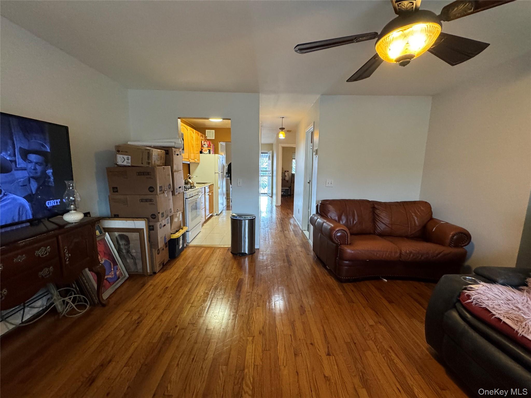 #17 photo, 9 Harper Court, 브롱크스 Bronx , NY 10466