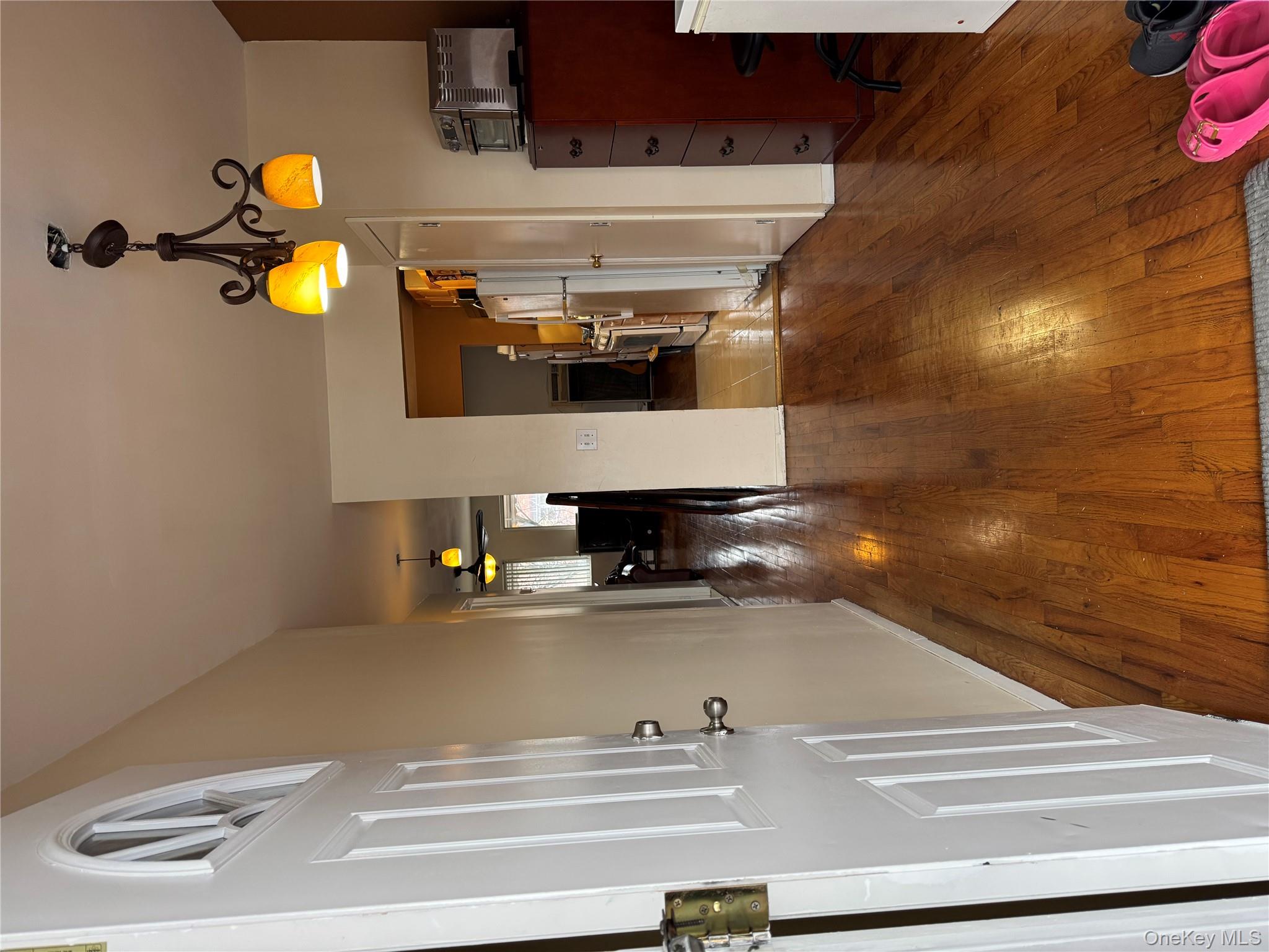 #3 photo, 9 Harper Court, 브롱크스 Bronx , NY 10466