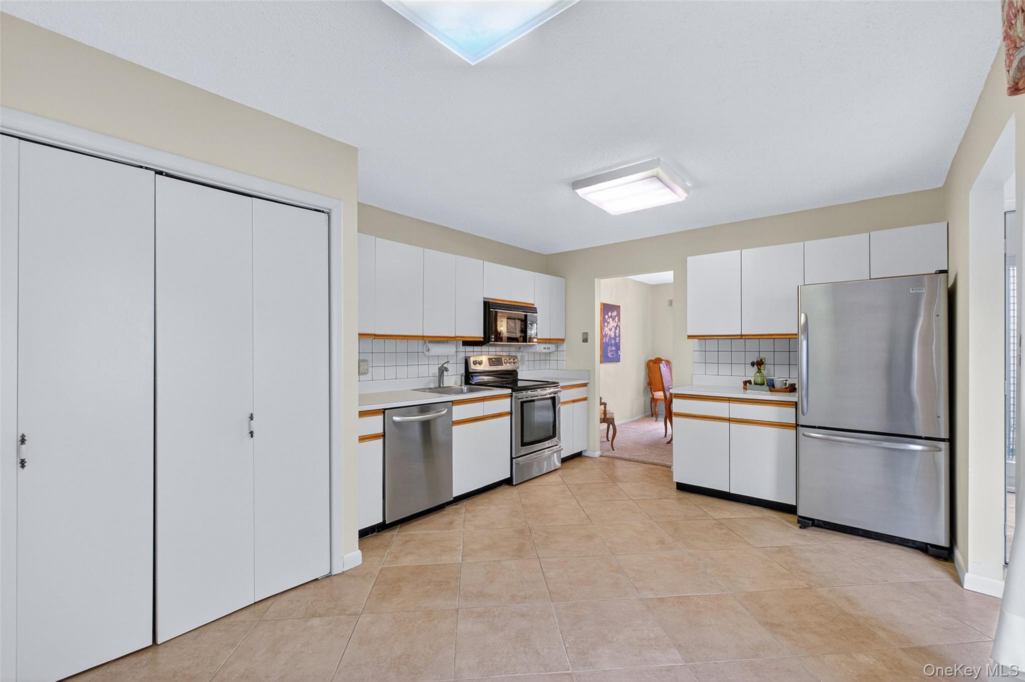 #16 photo, 201 Woodsbrooke Drive, Mahopac , NY 10541