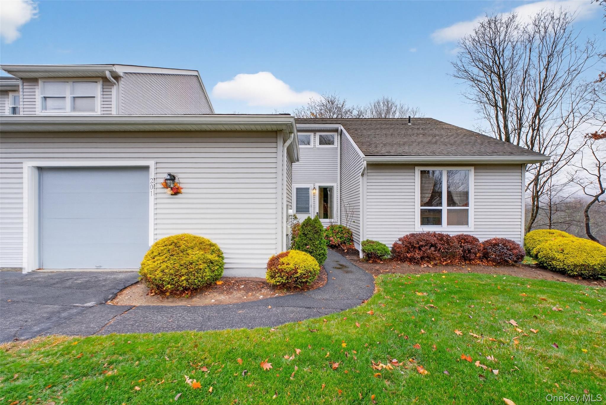 #3 photo, 201 Woodsbrooke Drive, Mahopac , NY 10541