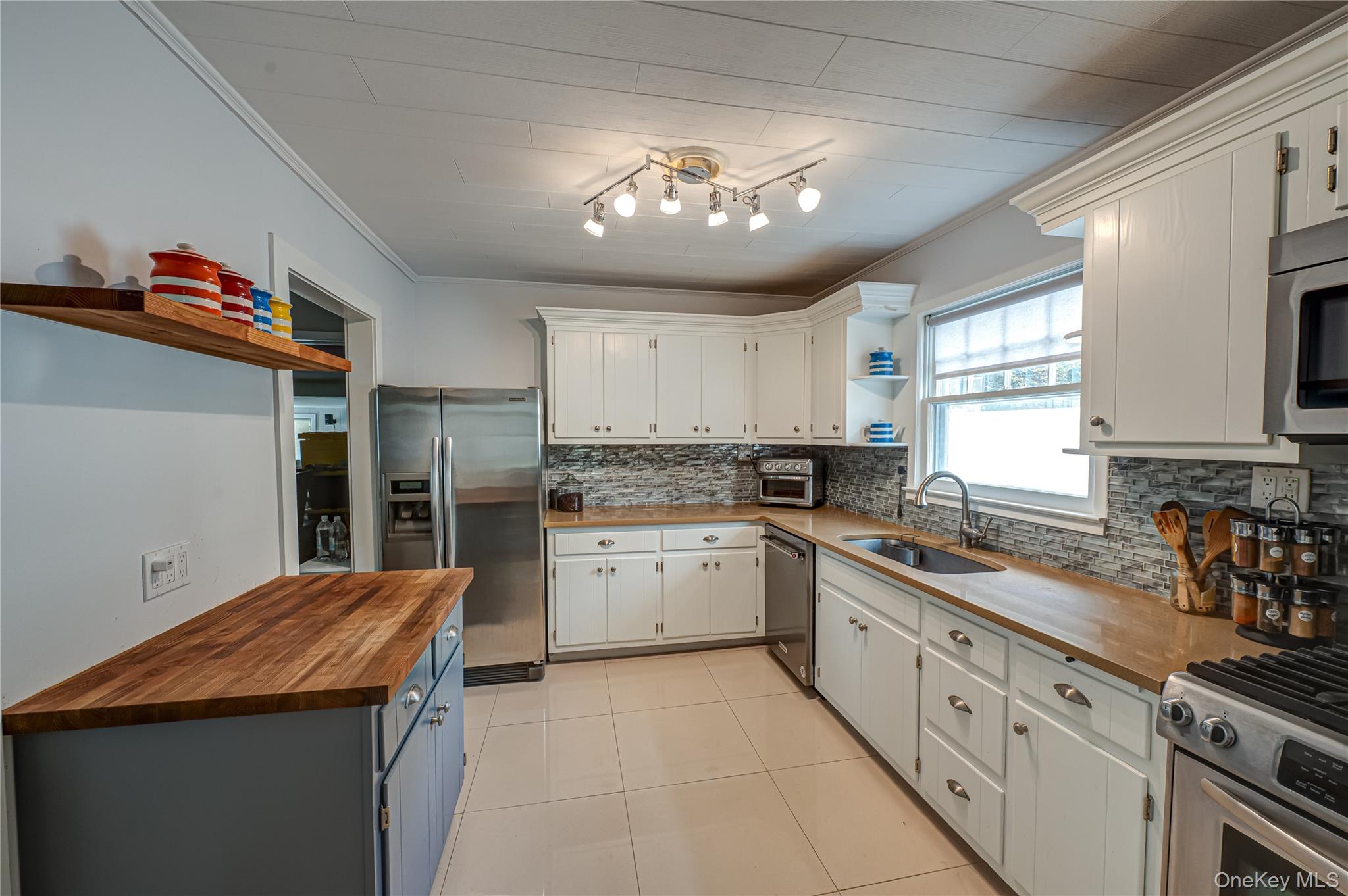 #9 photo, 53 Waterside Avenue, Northport , NY 11768