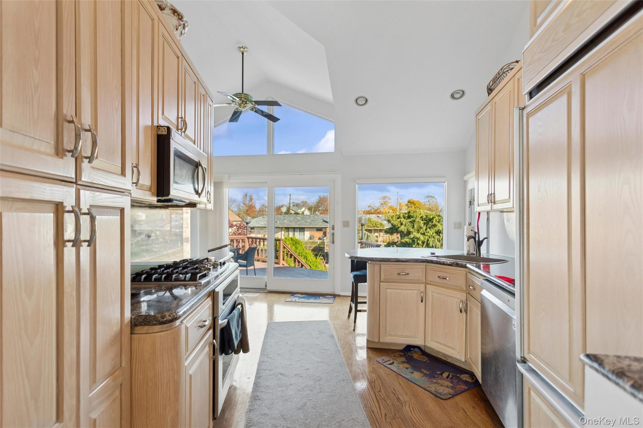 #10 photo, 2729 Shore Drive, Merrick , NY 11566