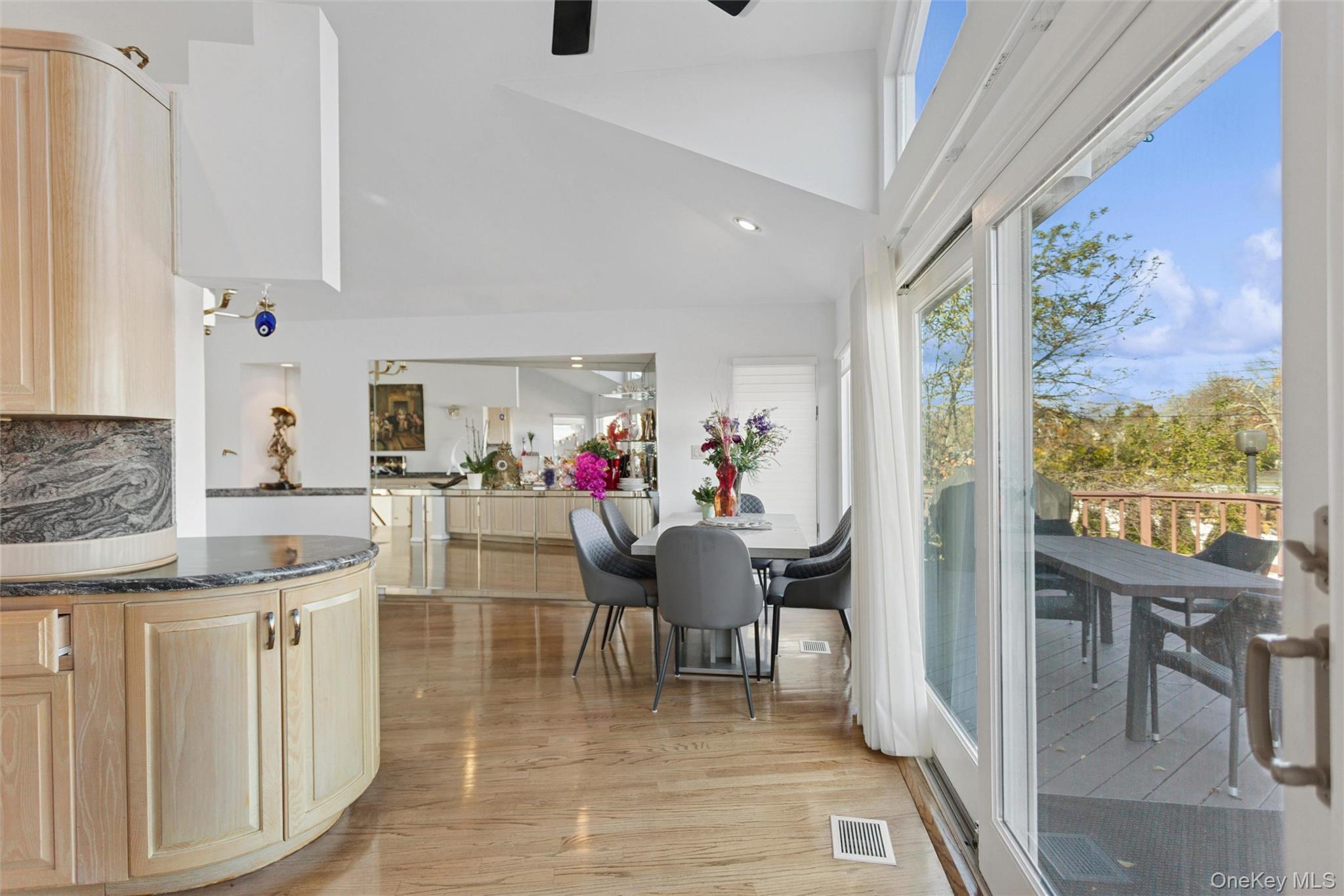 #11 photo, 2729 Shore Drive, Merrick , NY 11566