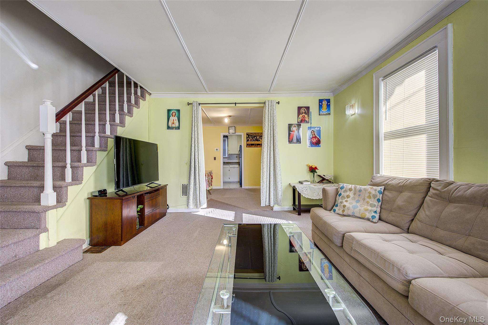 #4 photo, 89-57 218 Street, Queens Village , NY 11428