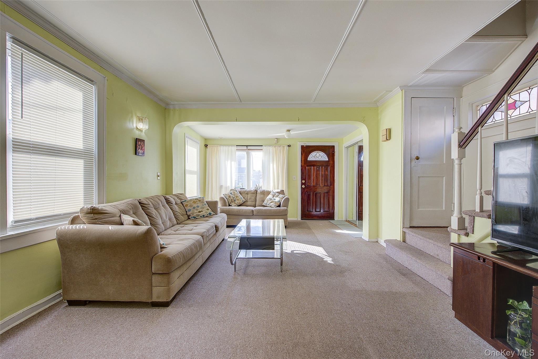 #6 photo, 89-57 218 Street, Queens Village , NY 11428