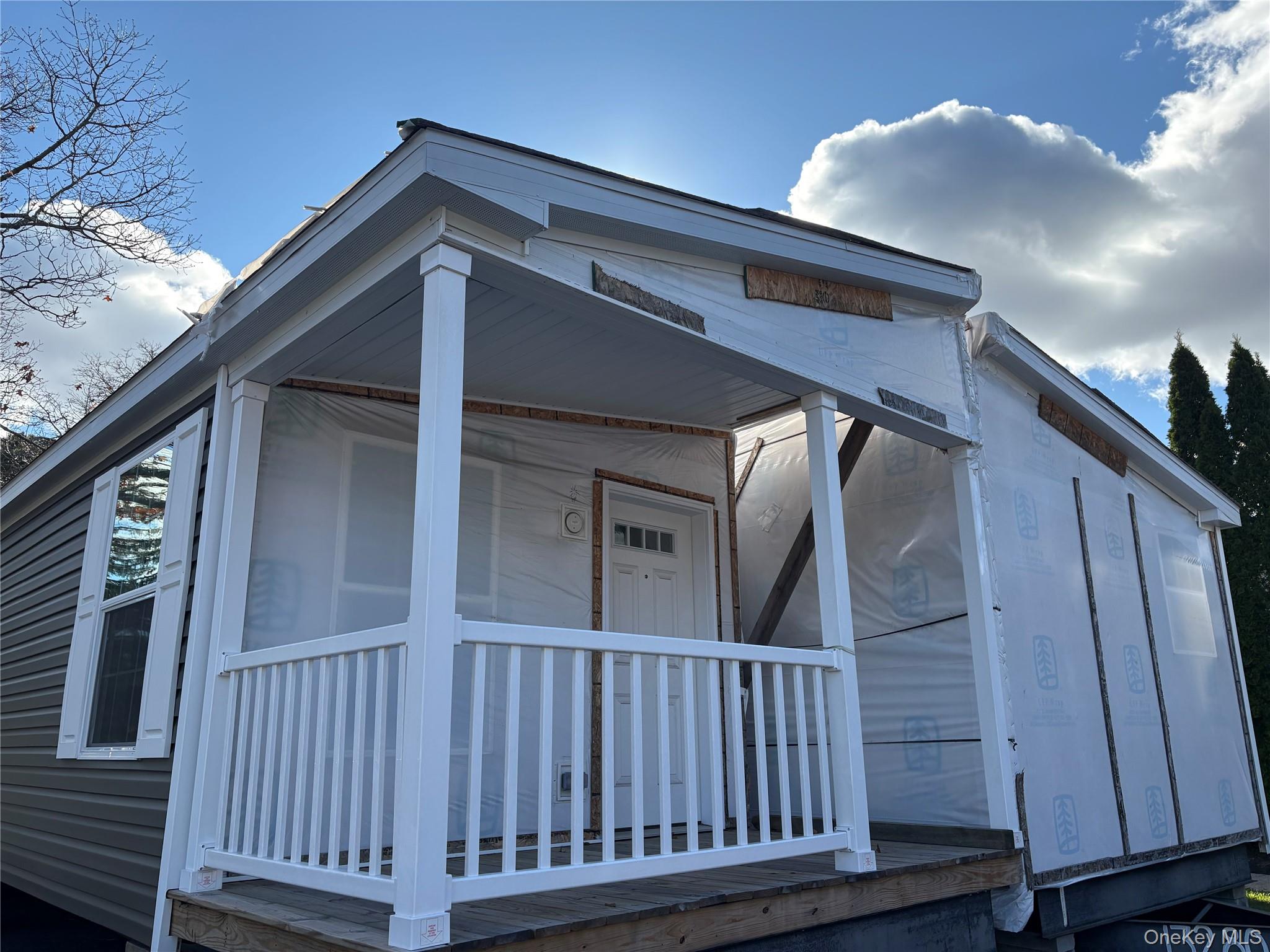 #8 photo, 525 57 Riverleigh Avenue, Riverhead , NY 11901