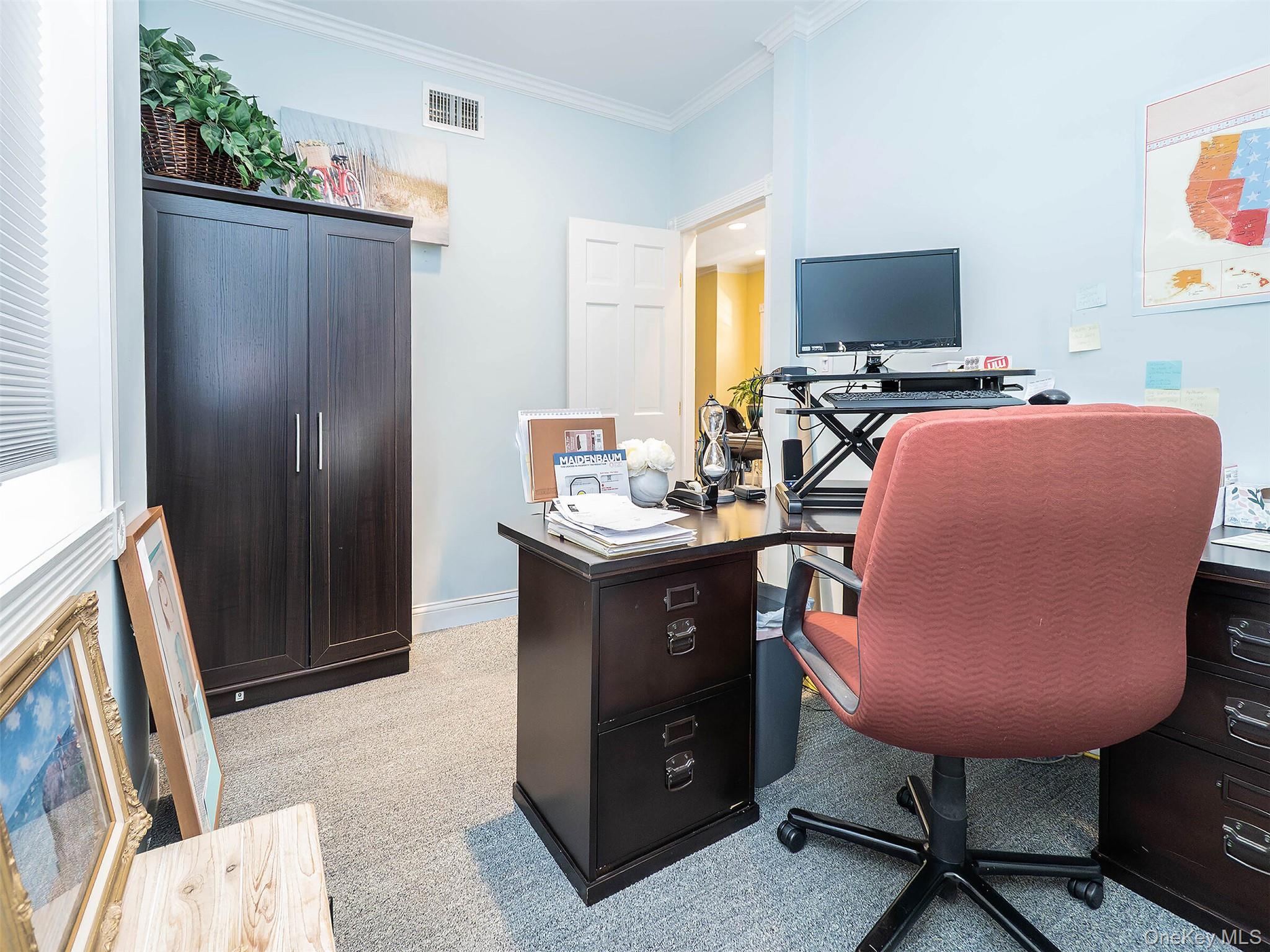 #16 photo, 17 S Maryland Avenue, Port Washington , NY 11050